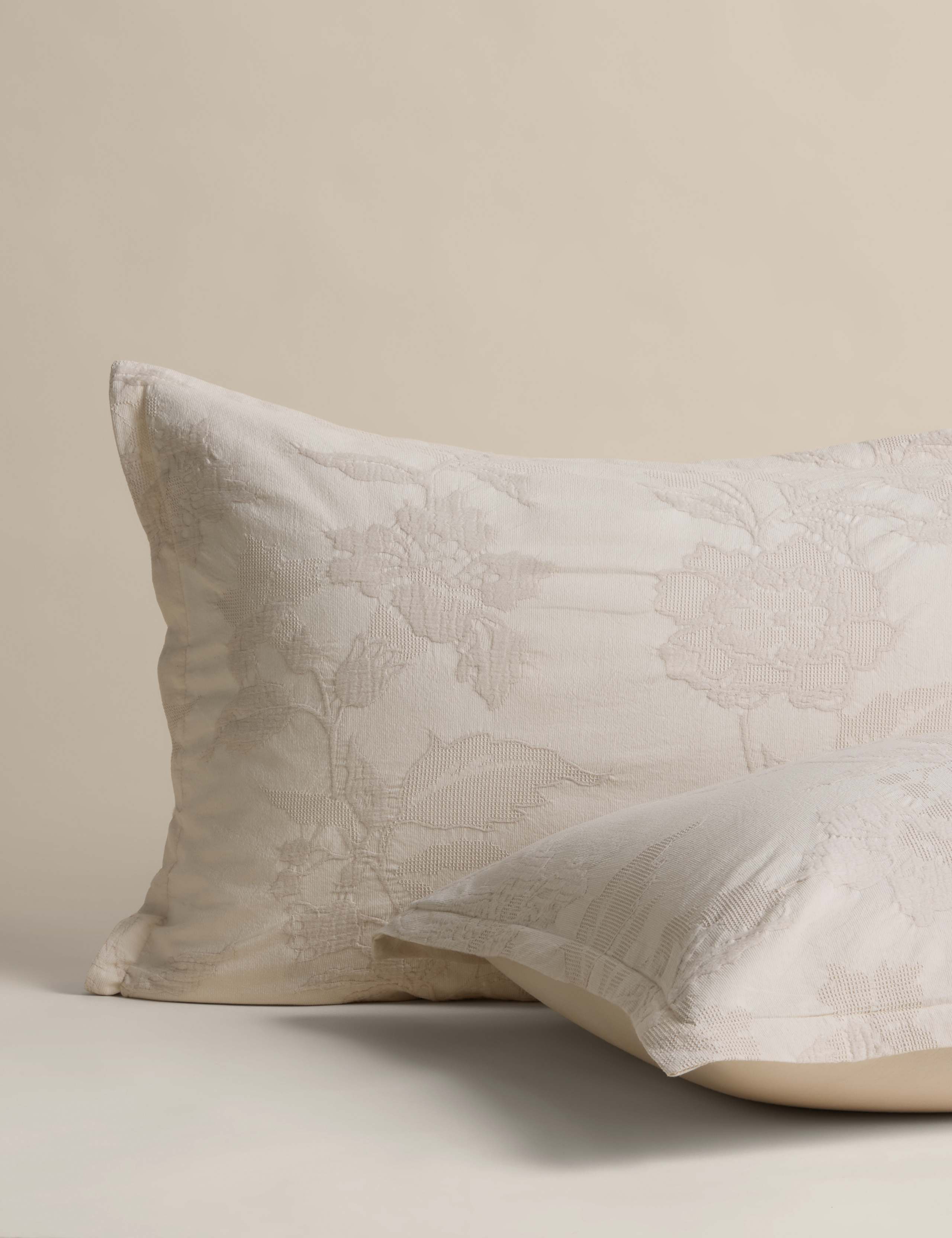 Pure Cotton Floral Matelassé Bedding Set 2 of 4