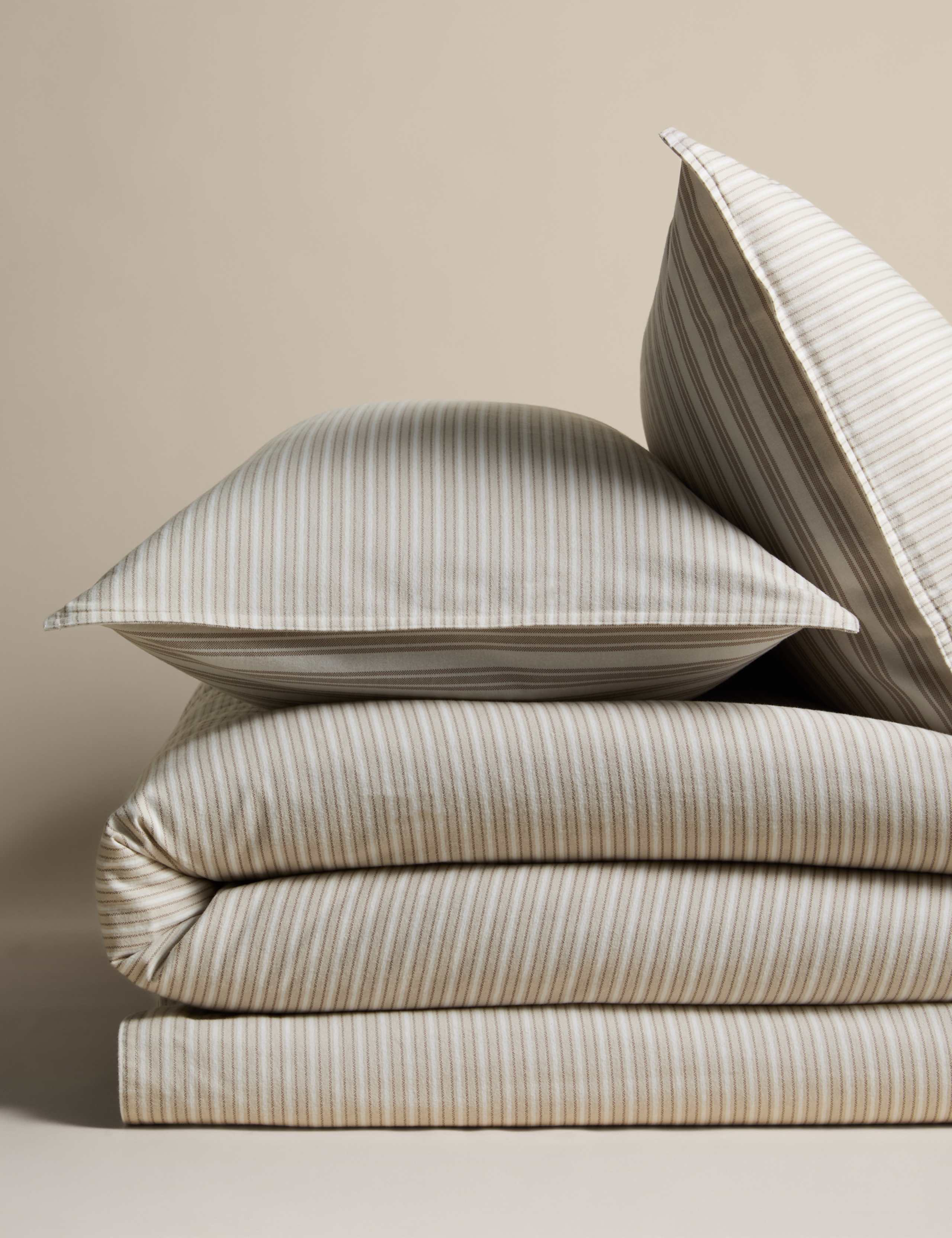 Brushed Cotton Striped Bedding Set 2 of 5