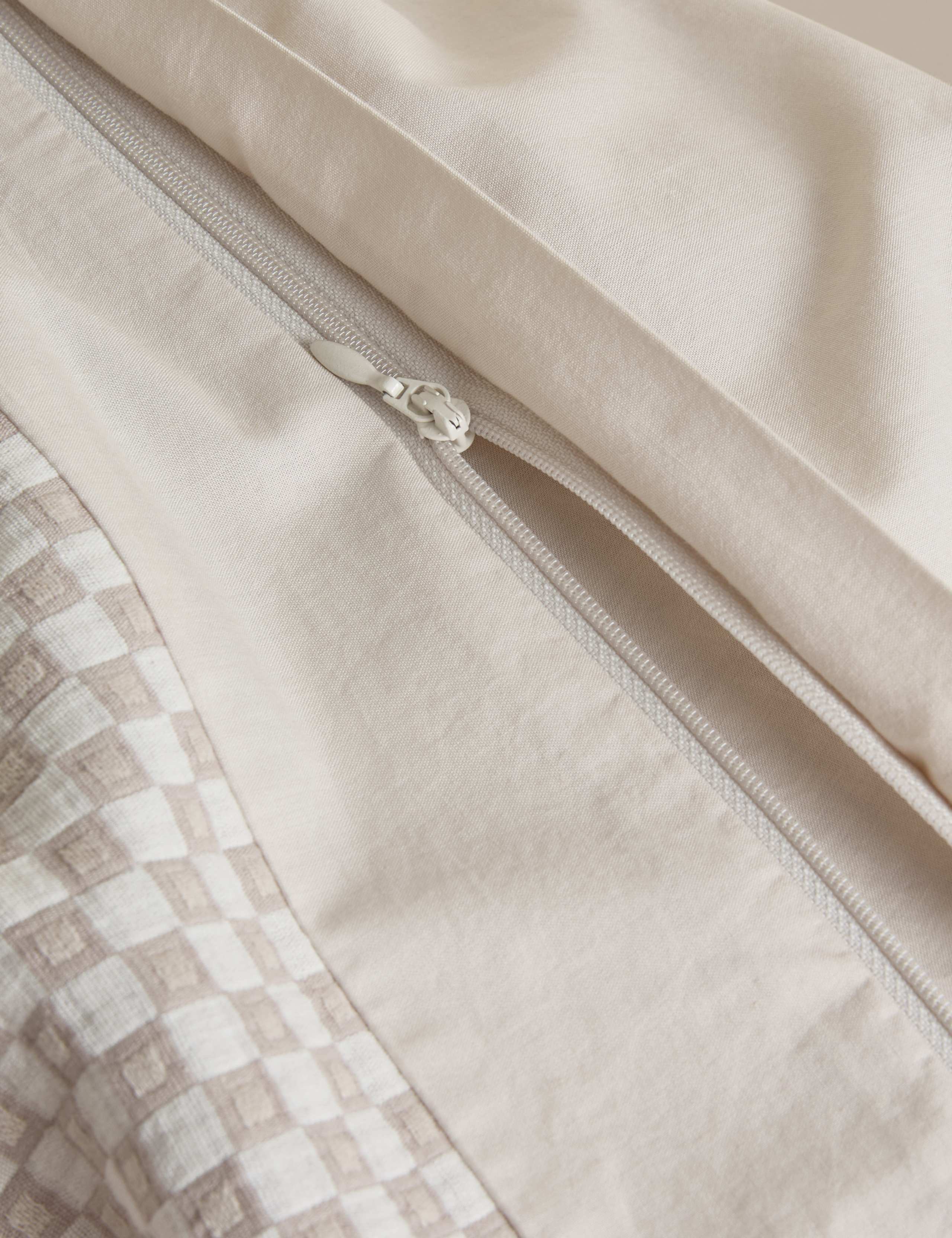 Pure Cotton Geometric Matelasse Bedding Set 4 of 4