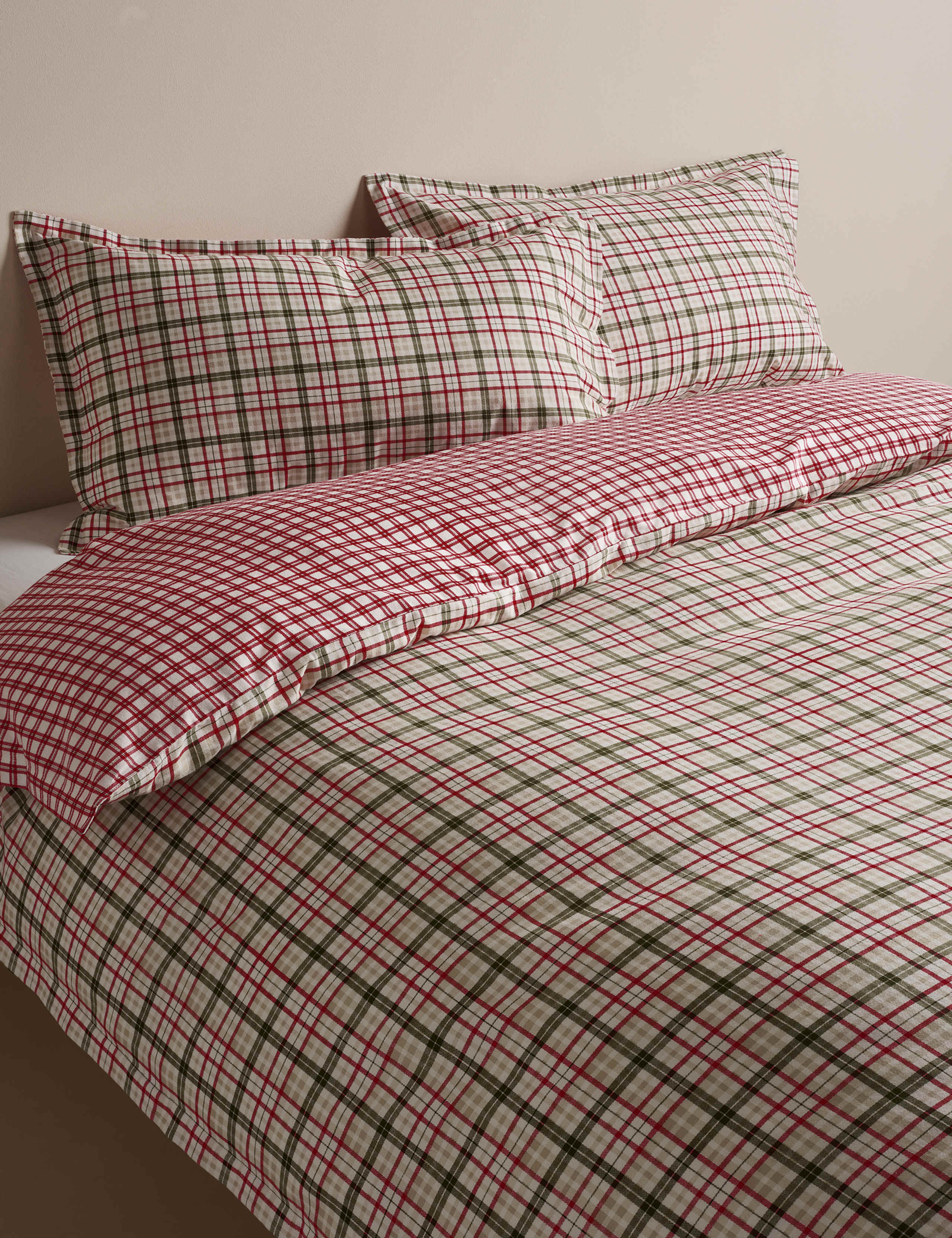 Brushed Cotton Checked Reversible Bedding Set 1 of 1