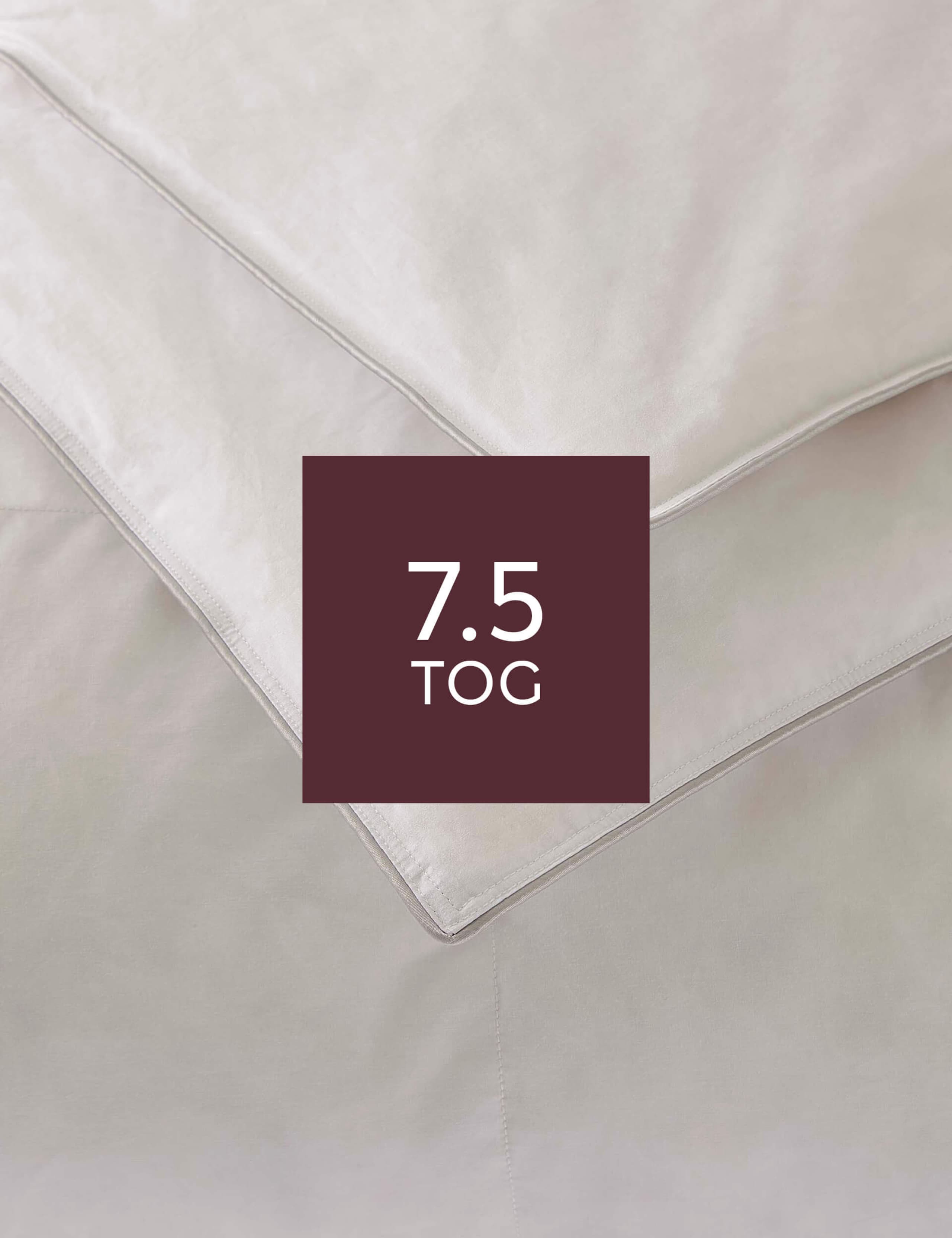 Deluxe Hungarian Goose Feather & Down 7.5 Tog Duvet 4 of 4