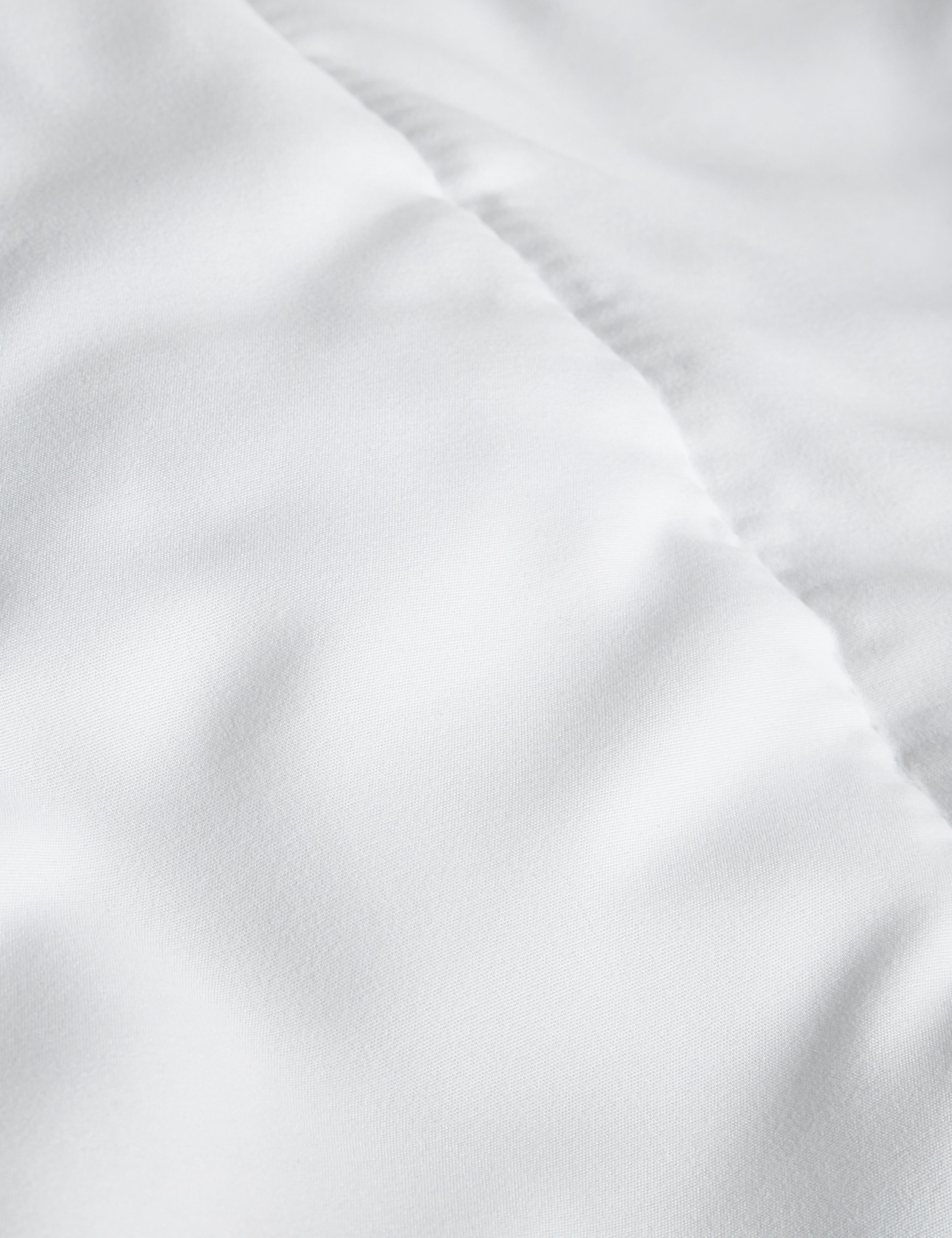Microfibre 4.5 Tog Duvet 4 of 5