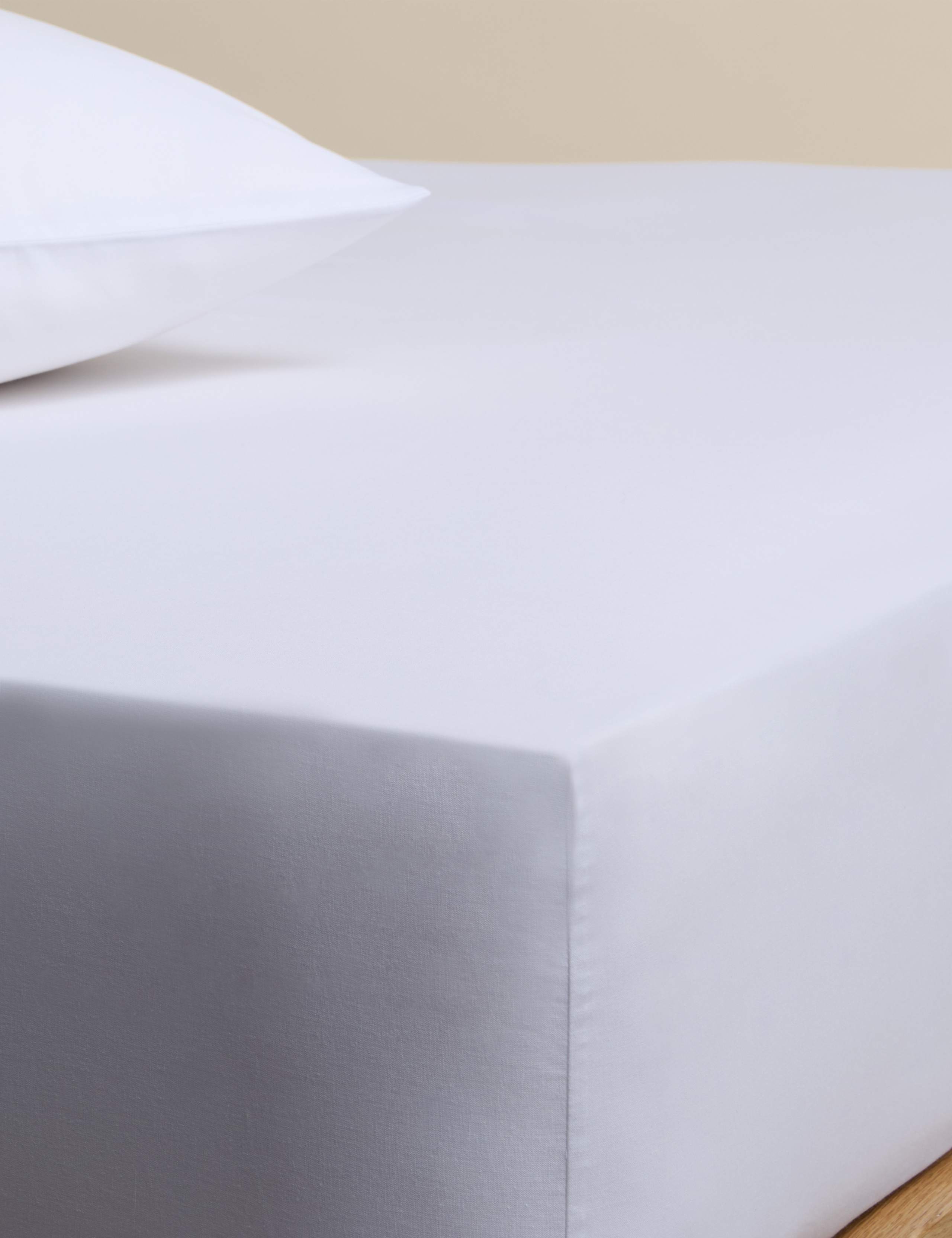 Easy Care Cotton Blend Fitted Sheet 1 of 2