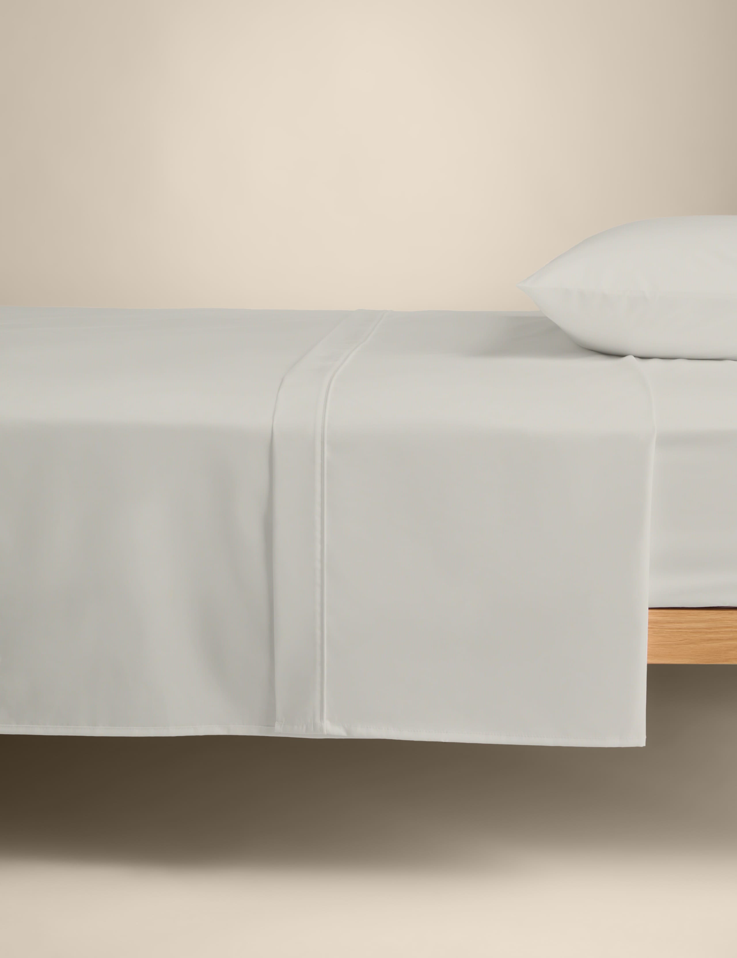 Egyptian Cotton 230 Thread Count Flat Sheet 1 of 2