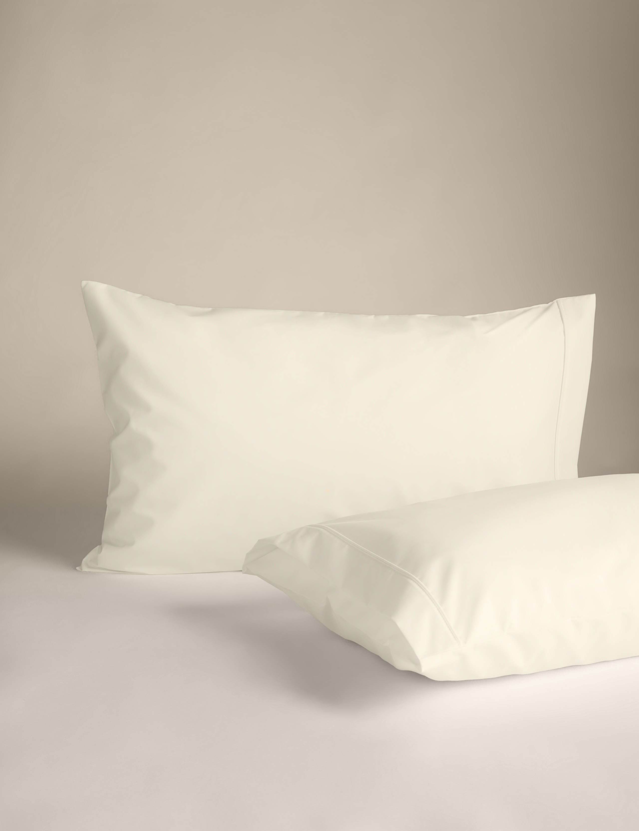 2pk Egyptian Cotton 230 Thread Count Pillowcases 2 of 4