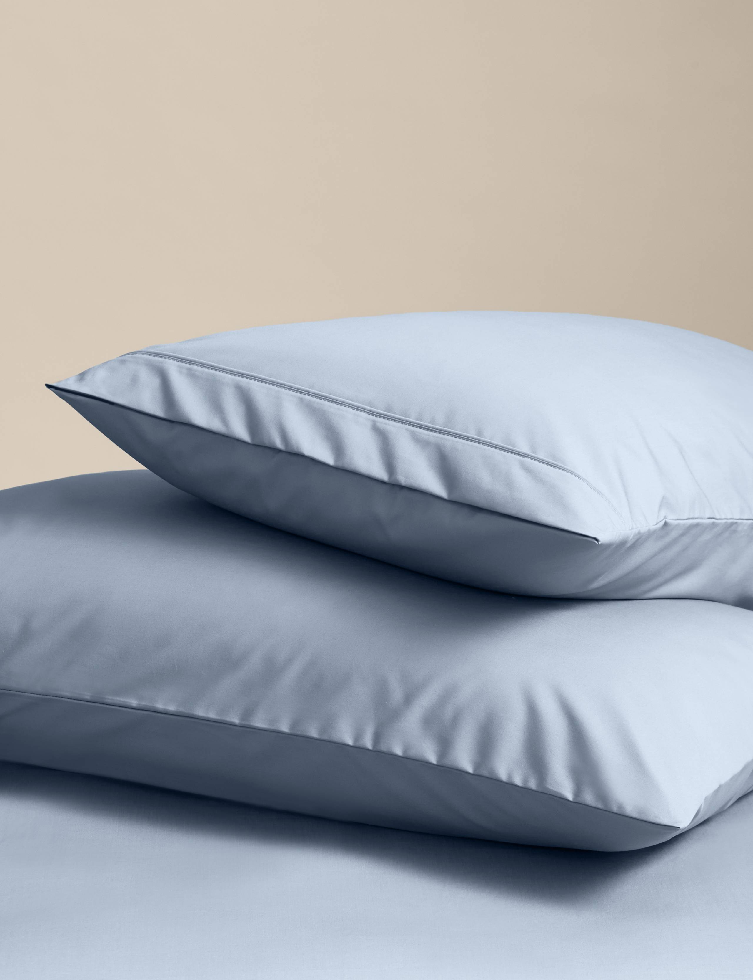 2 Pack Egyptian Cotton 230 Thread Count Crisp Pillowcases 1 of 2