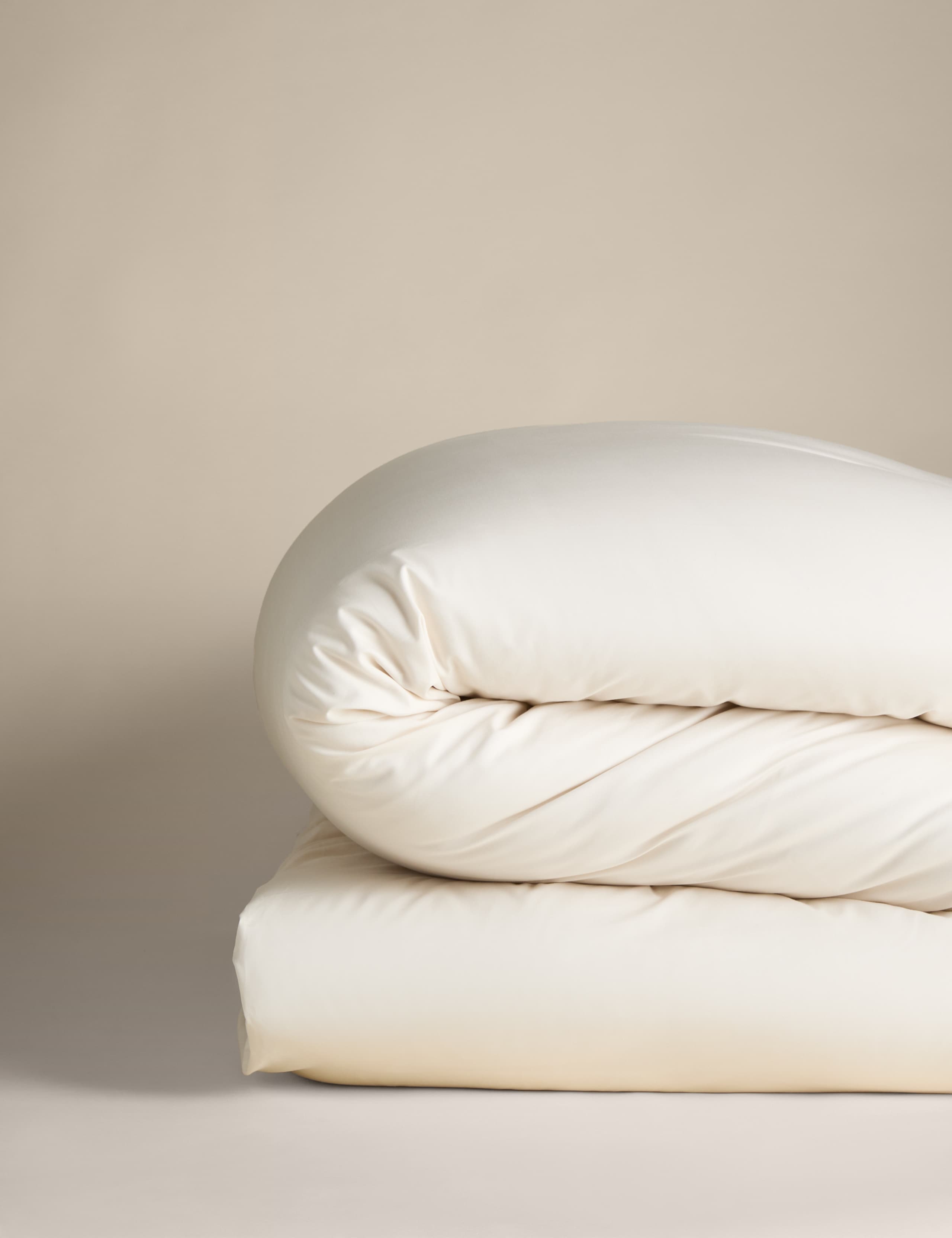 Pure Cotton 180 Thread Count Duvet Cover 1 of 3