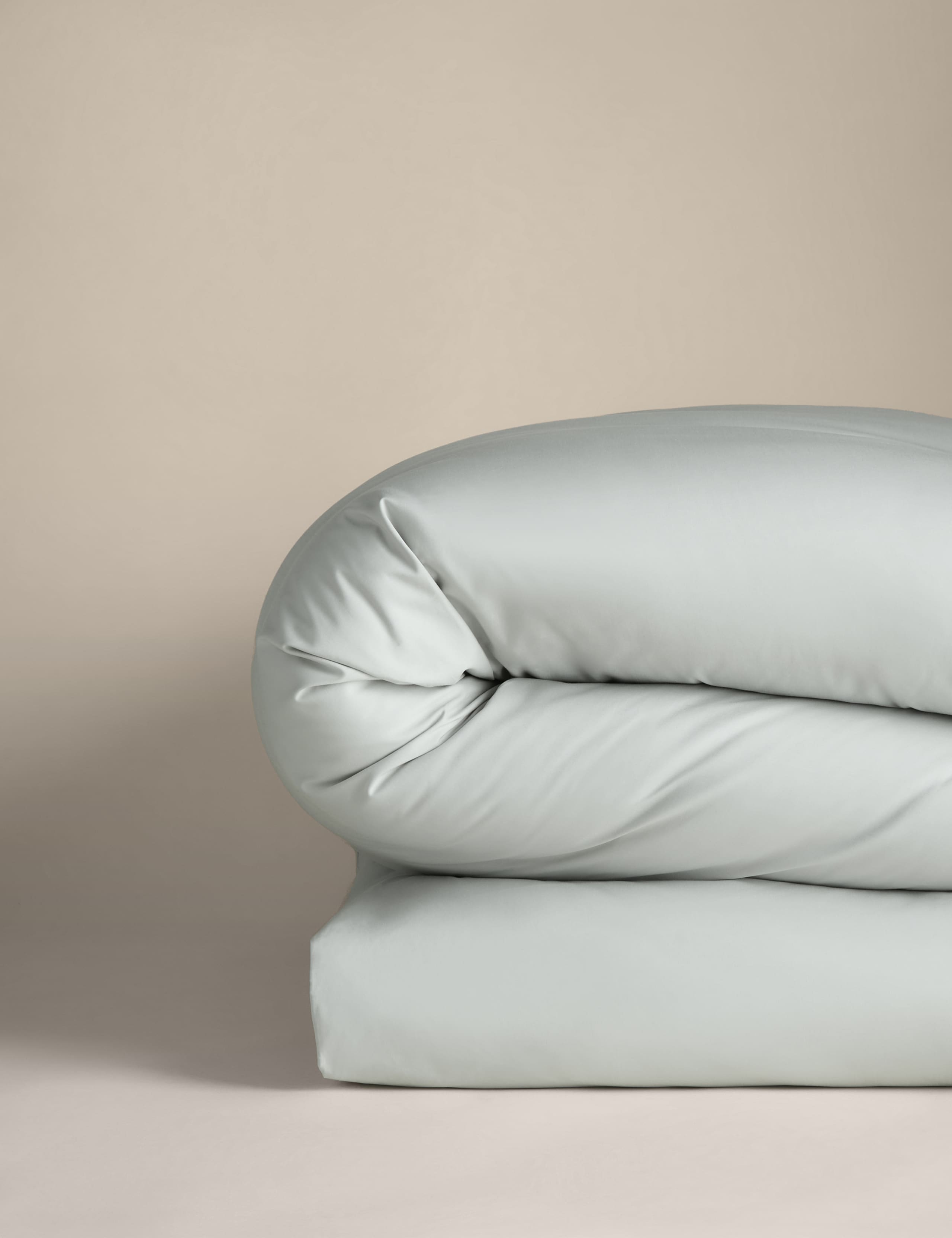 Pure Cotton 180 Thread Count Duvet Cover 1 of 3