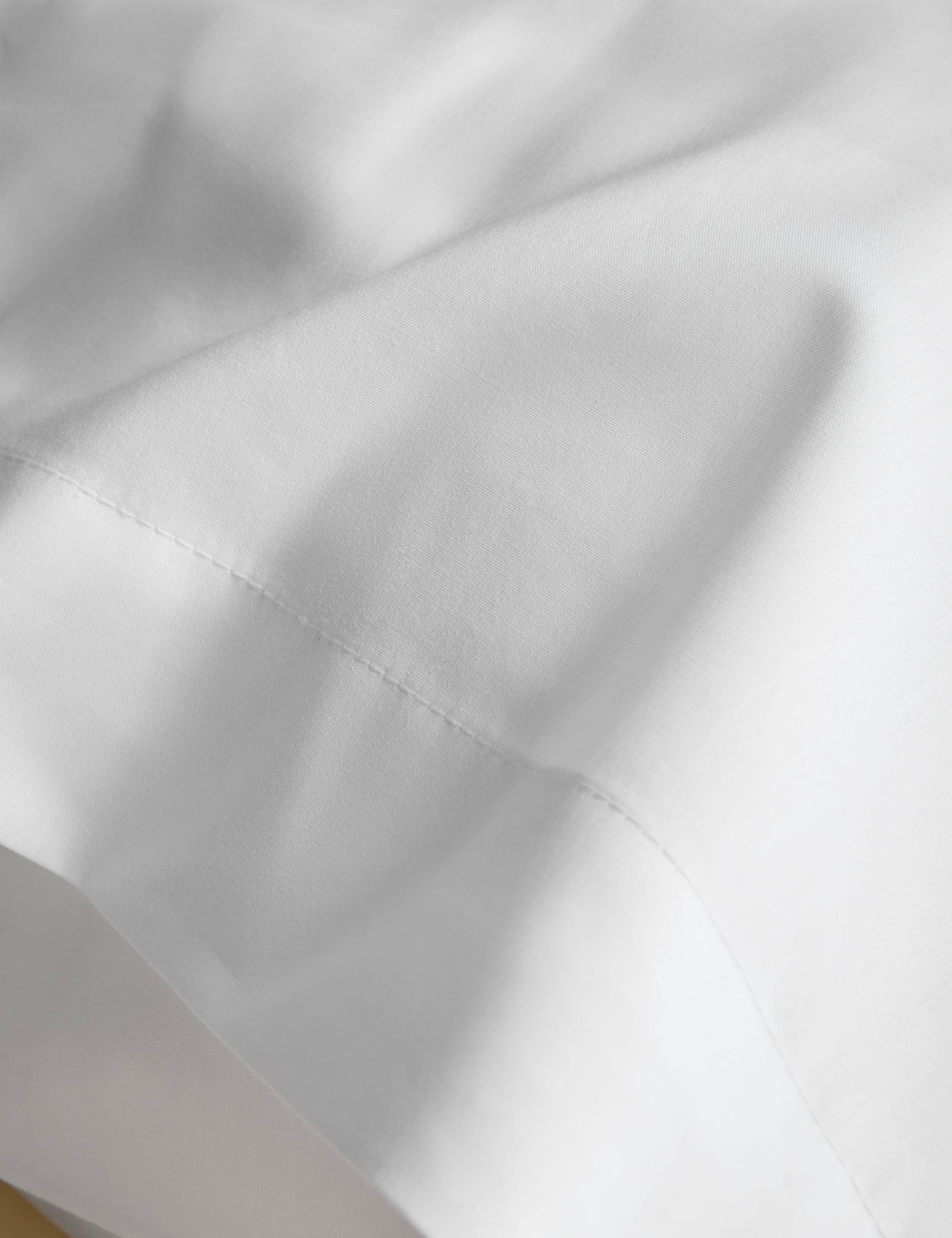 2 pk Pure Cotton 180 Thread Count Pillowcases 2 of 3