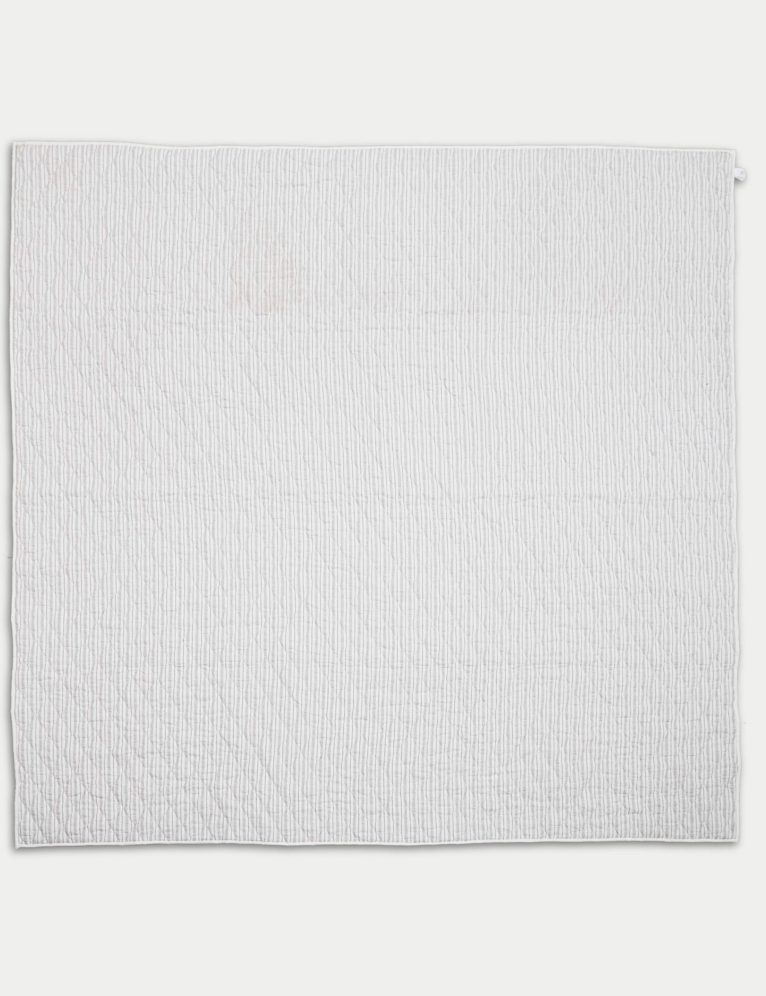 Pure Cotton Striped Quilted Bedspread 3 of 3