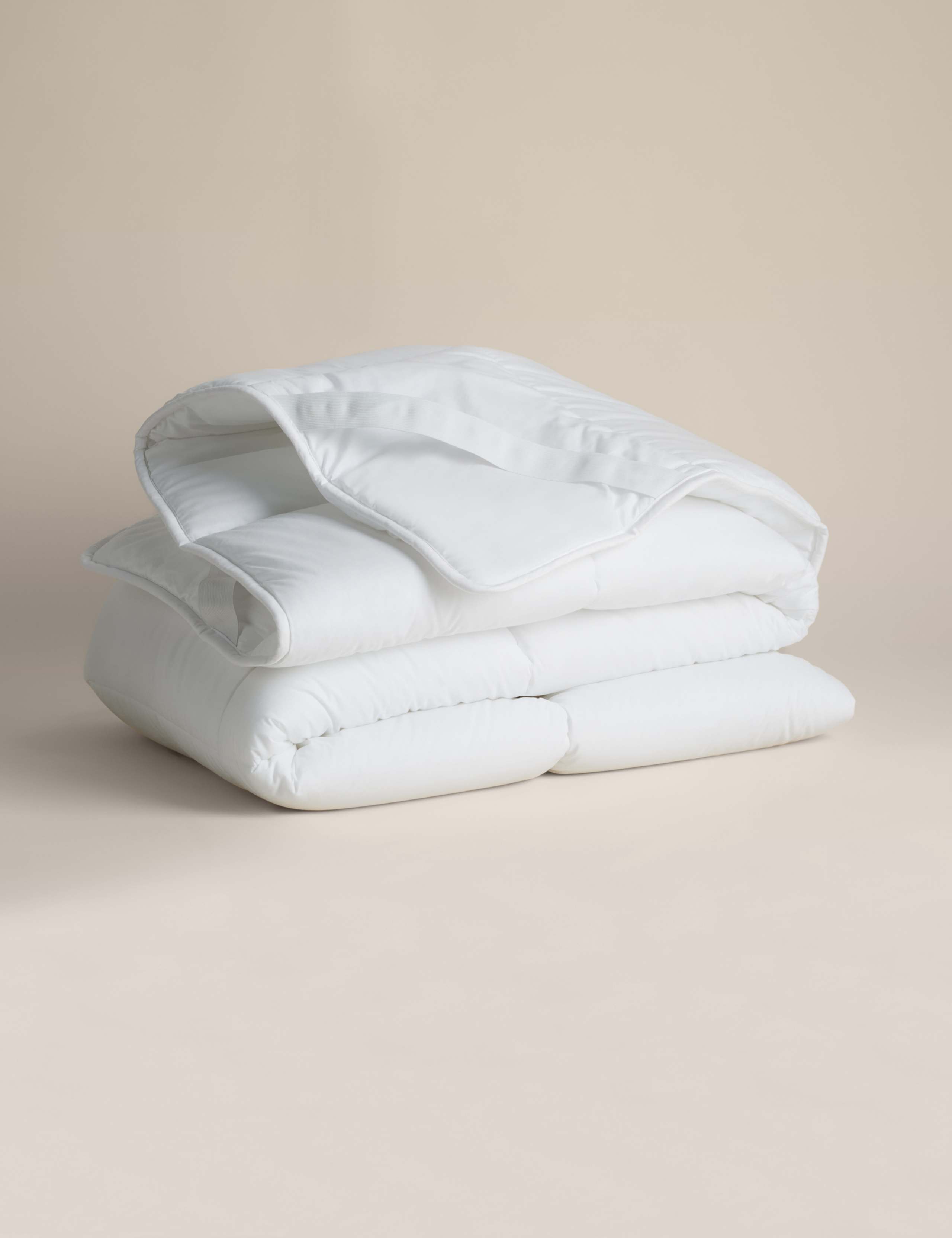 Luxury Down Alternative Mattress Topper 2 of 5