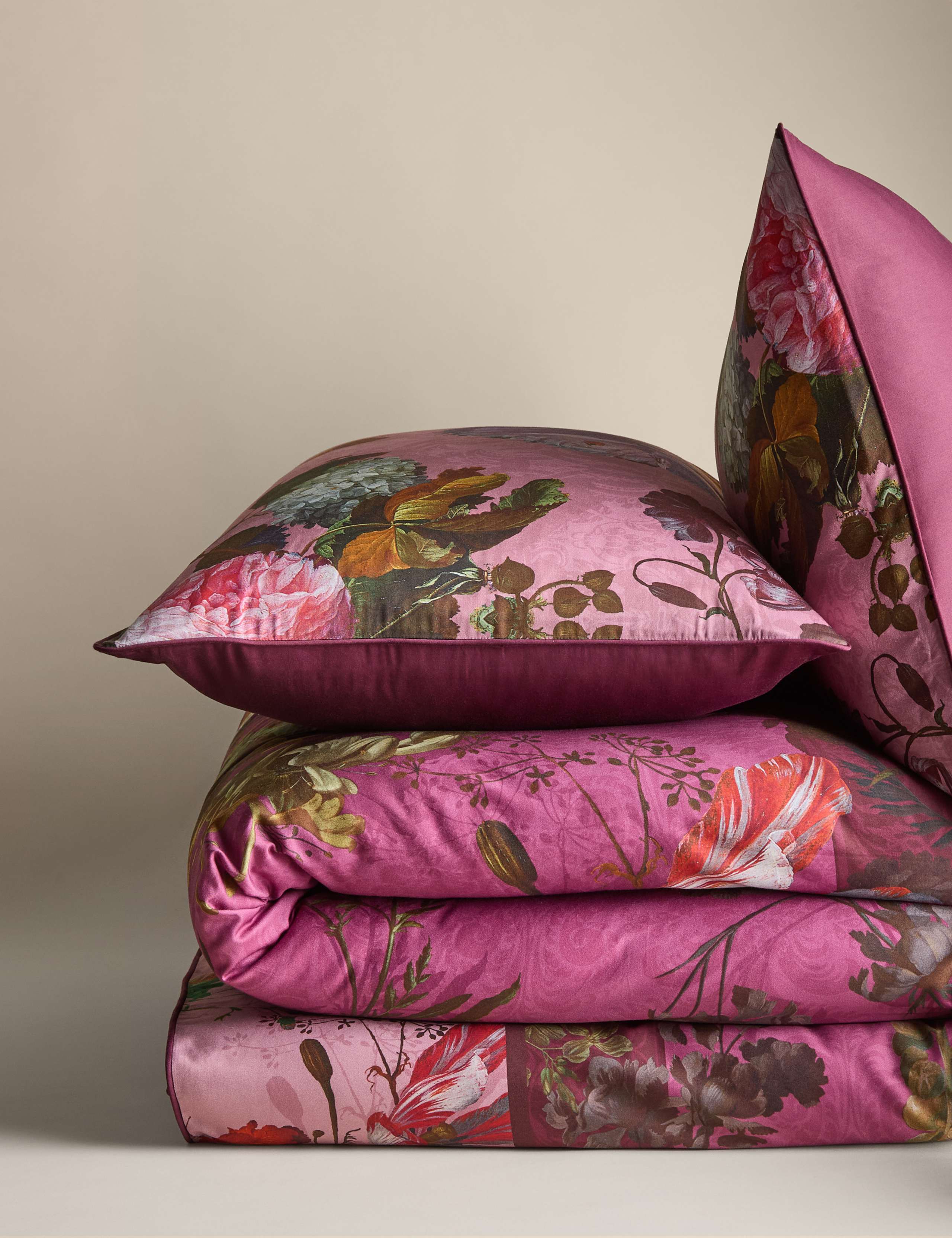 Pure Cotton Floral Border Bedding Set 2 of 7