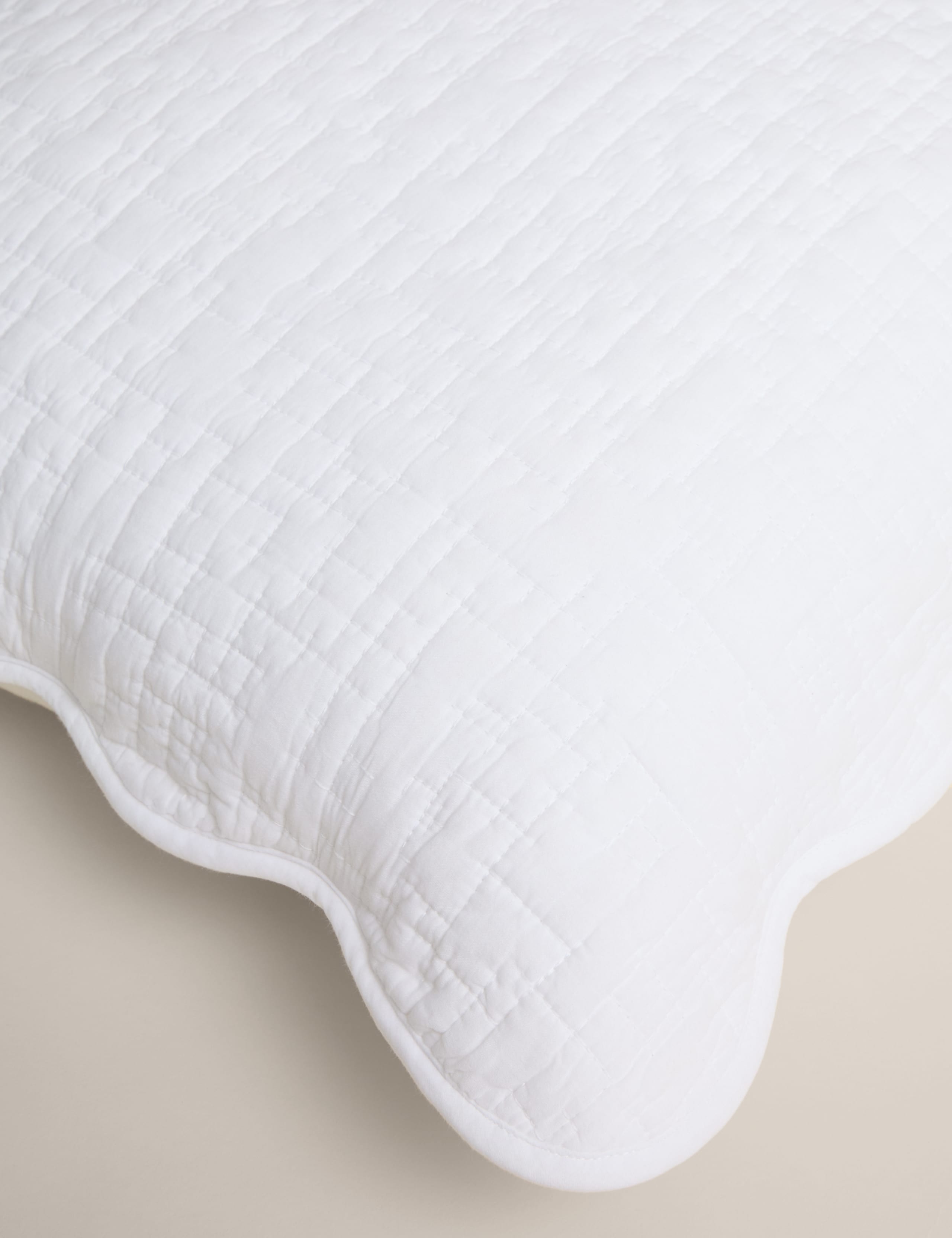 Pure Cotton Scallop Edge Pillow Sham 5 of 6