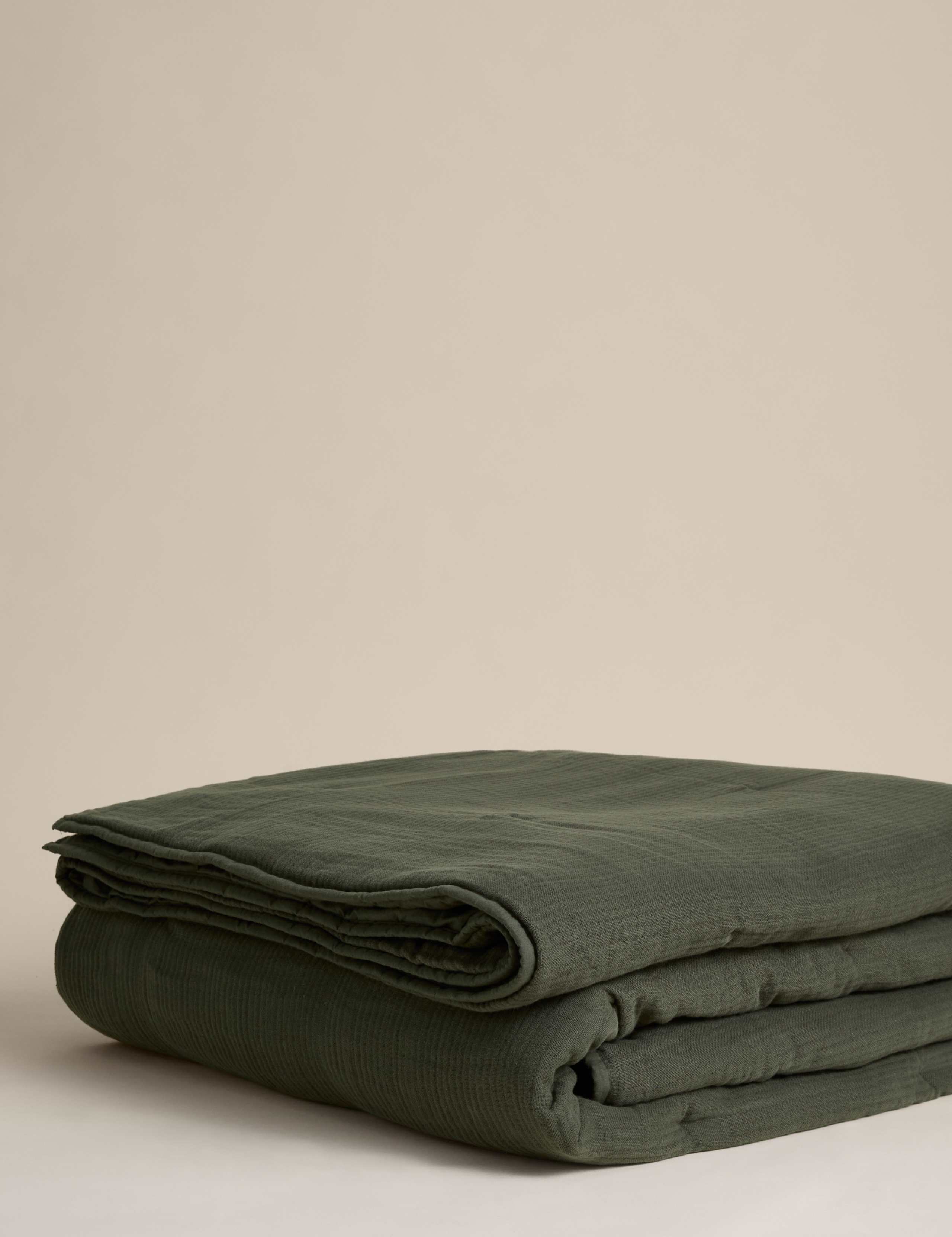 Pure Cotton Gauze Quilted Bedspread 3 of 5