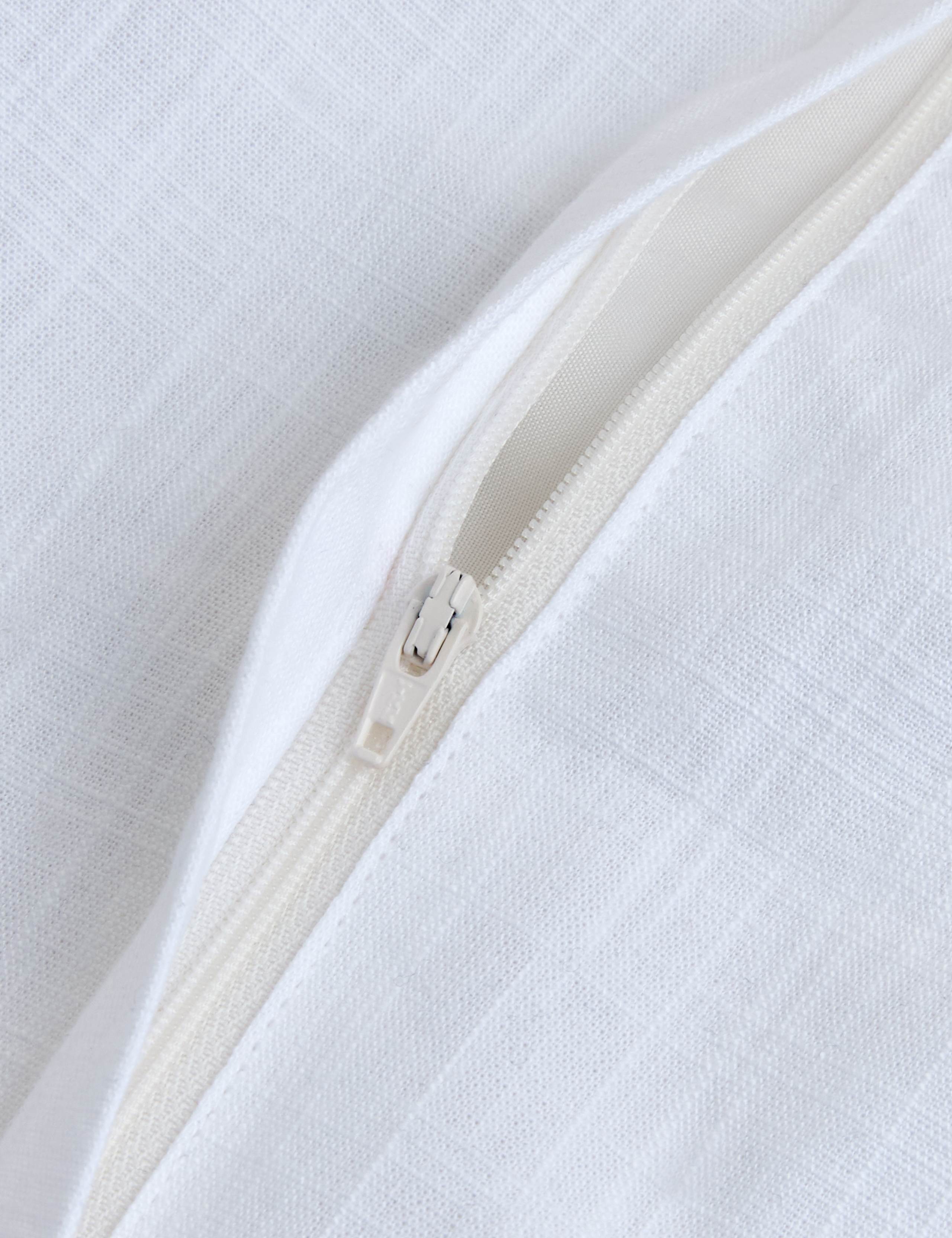 Pure Cotton Floral Scalloped Square Pillow Sham 3 of 4