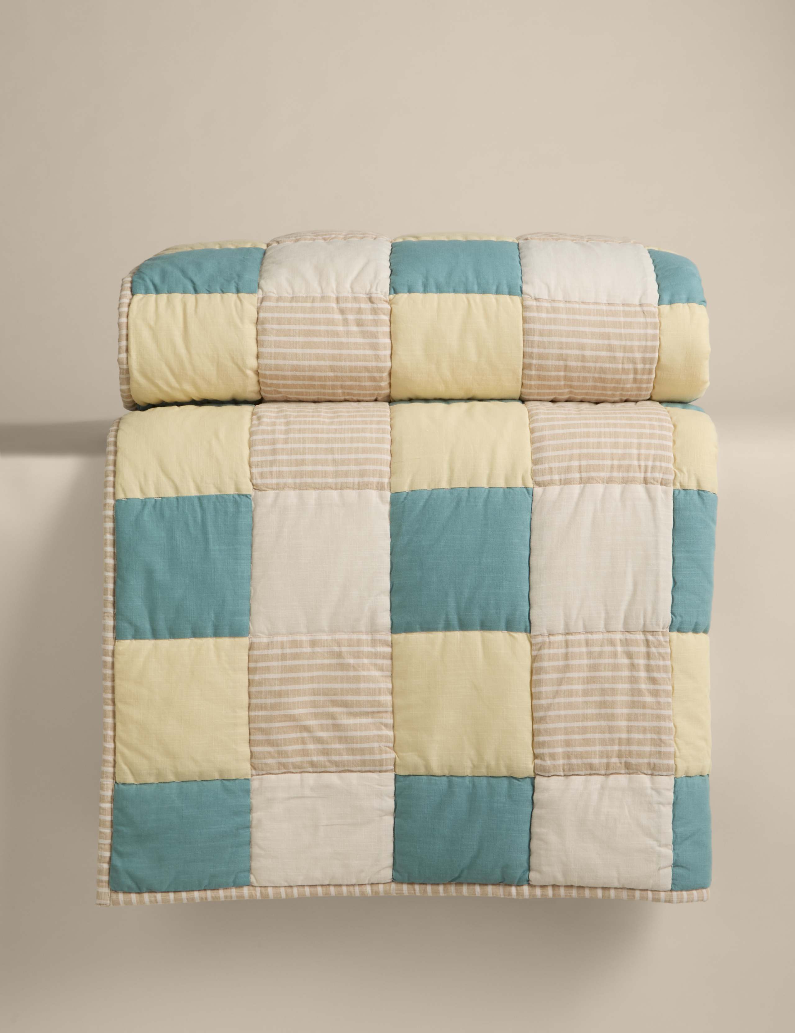 Pure Cotton Patchwork Bedspread 3 of 5