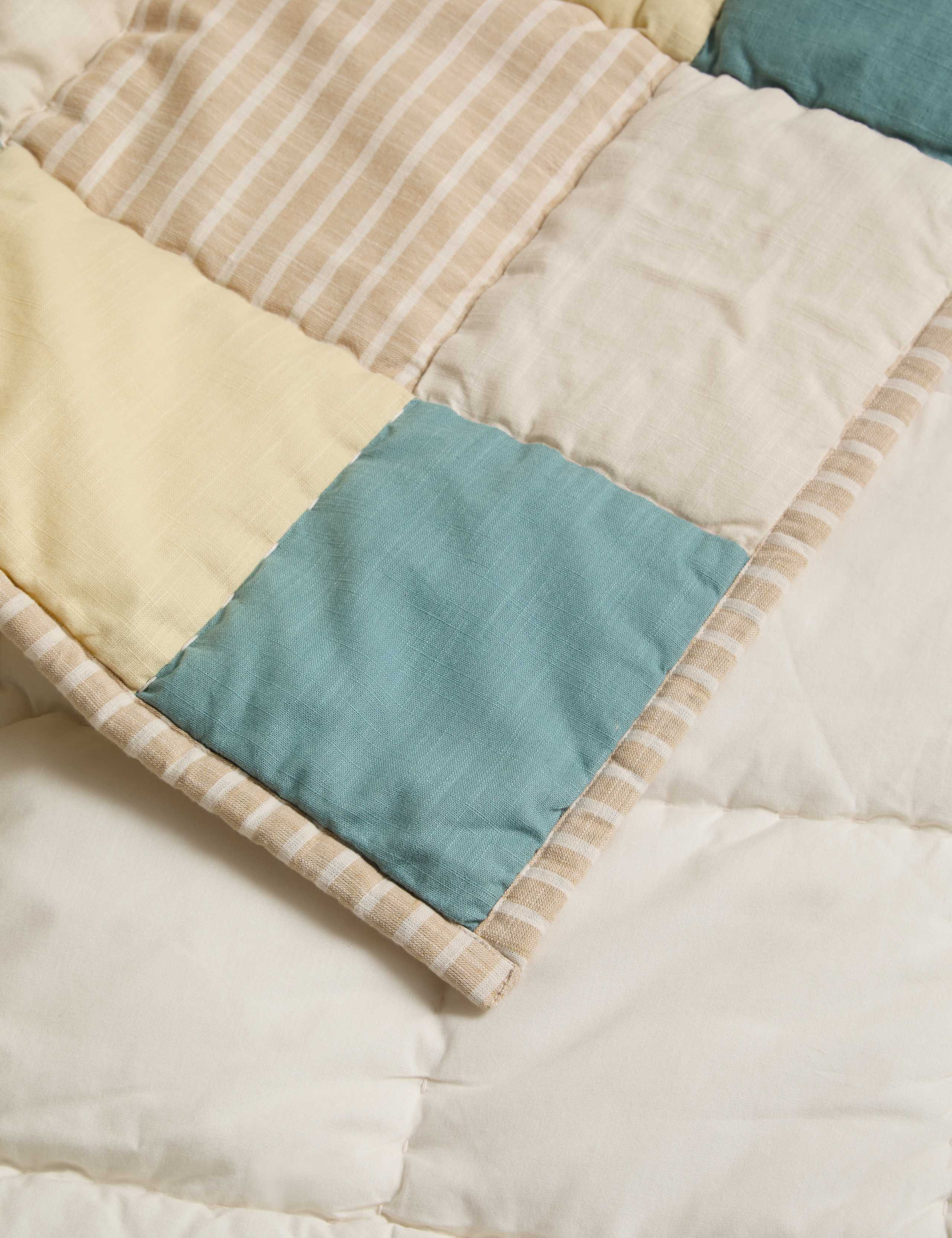 Pure Cotton Patchwork Bedspread 5 of 5
