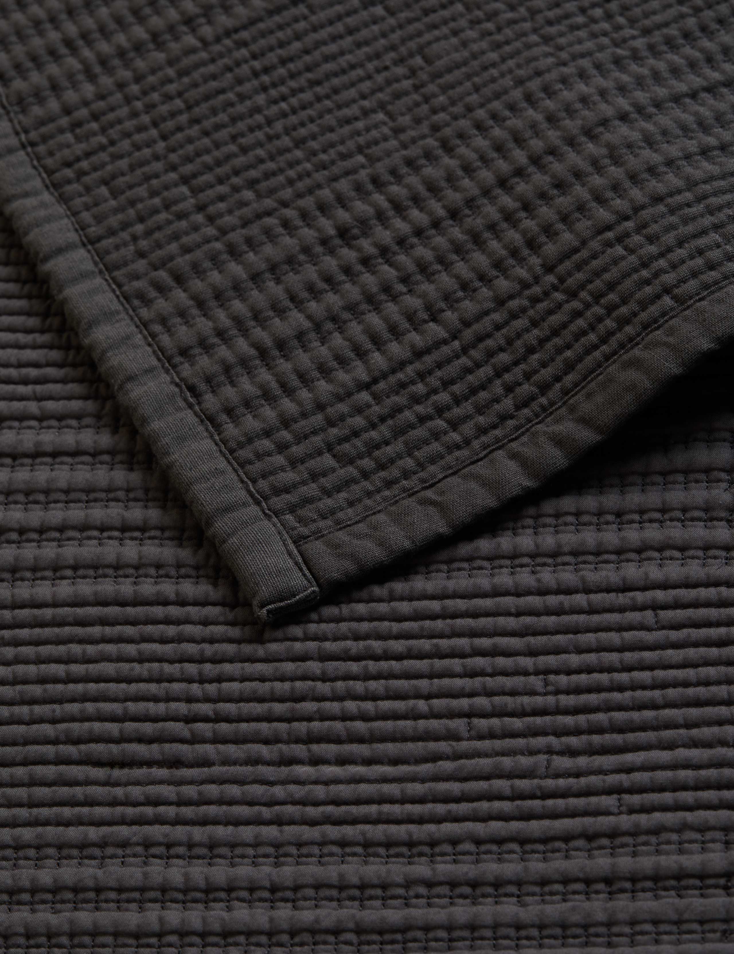 Cotton Rich Ribbed Bedspread with Linen 4 of 5