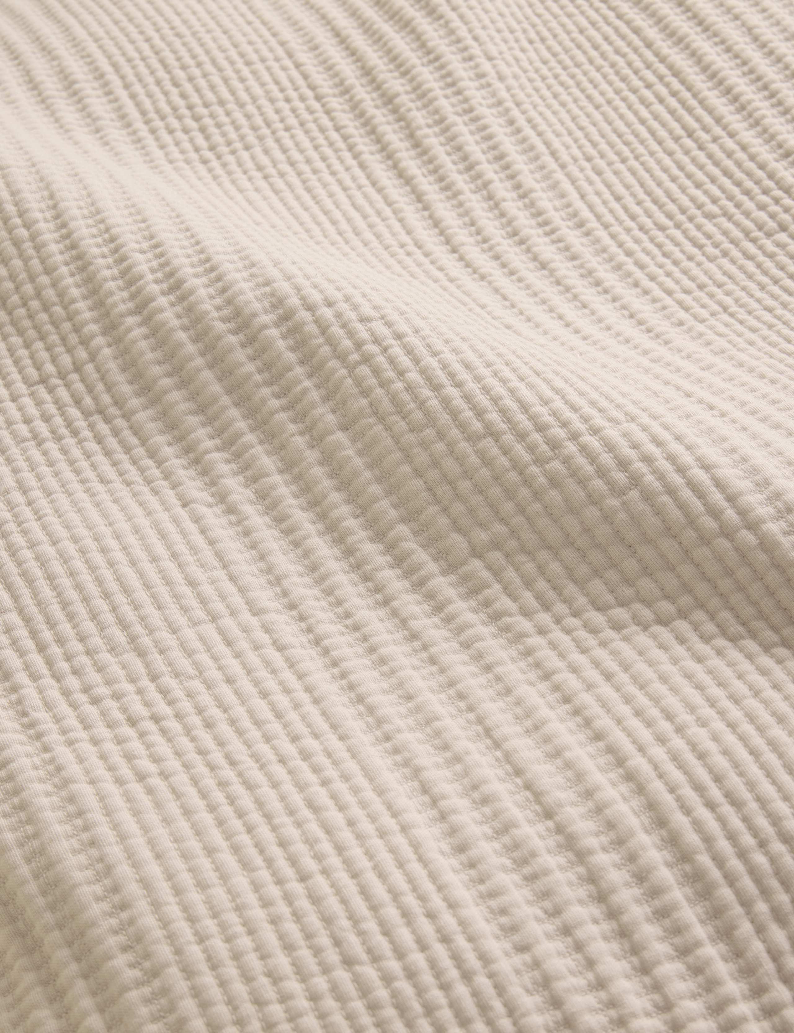 Cotton Rich Ribbed Bedspread with Linen 4 of 5