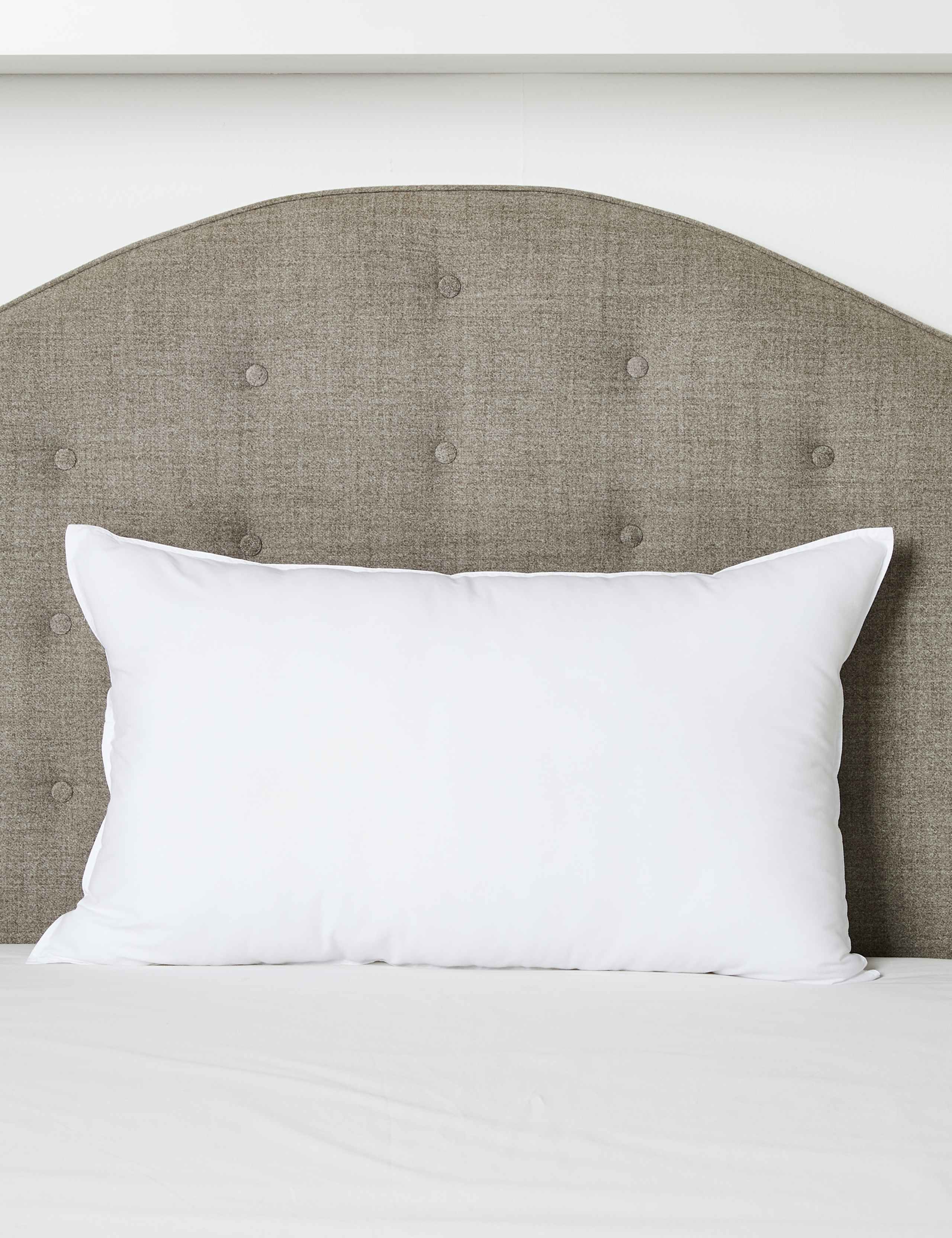 Anti Allergy Medium Pillow 3 of 4