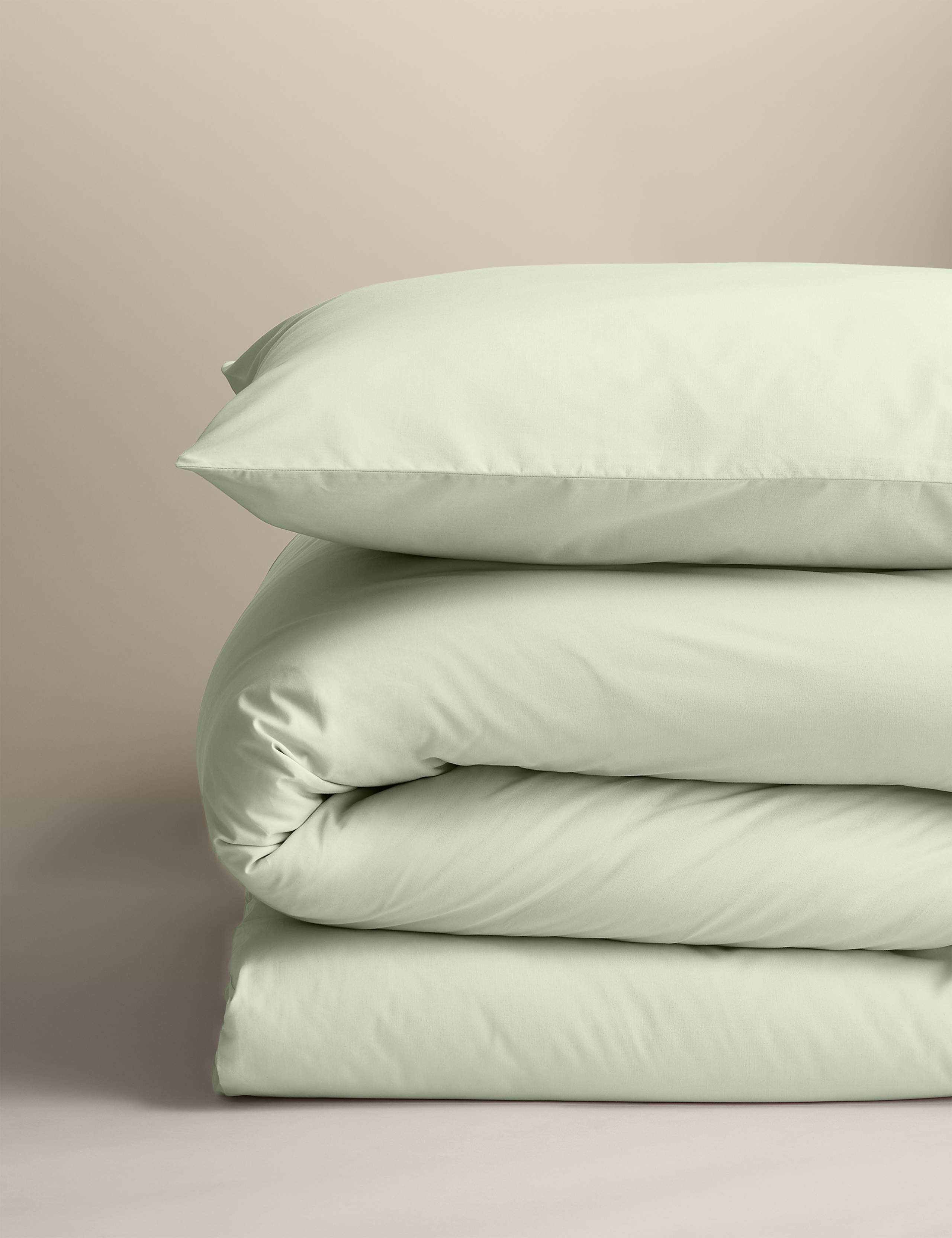 Cotton Rich Bedding Set 2 of 5