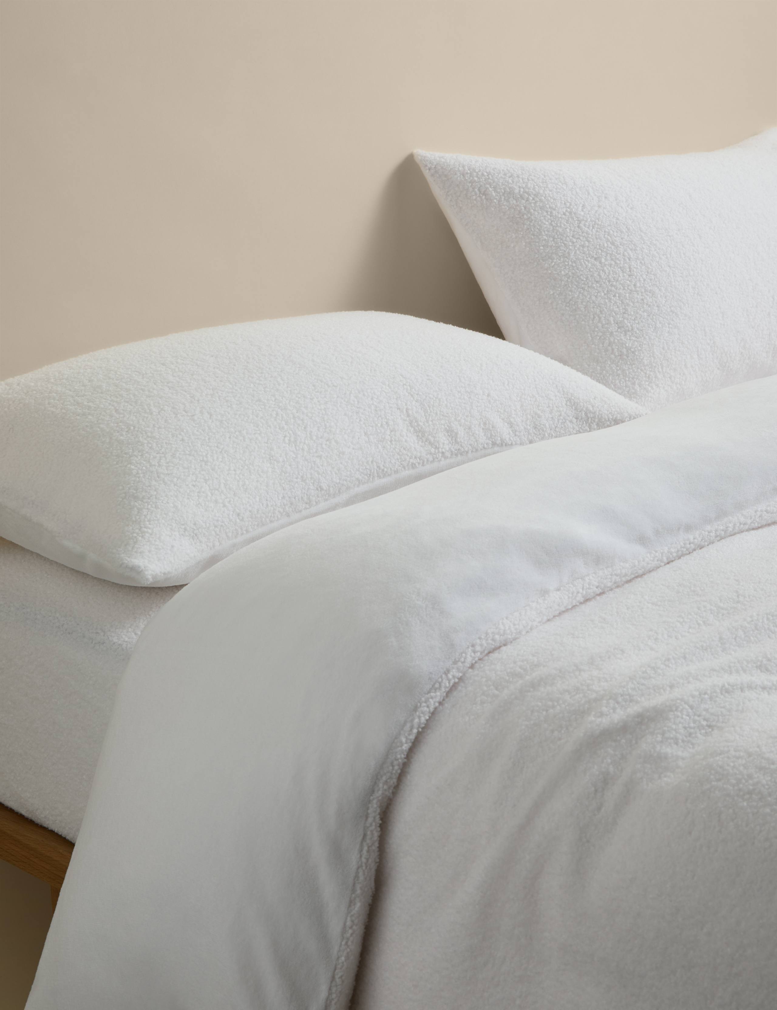 Borg Fleece Bedding Set 1 of 4