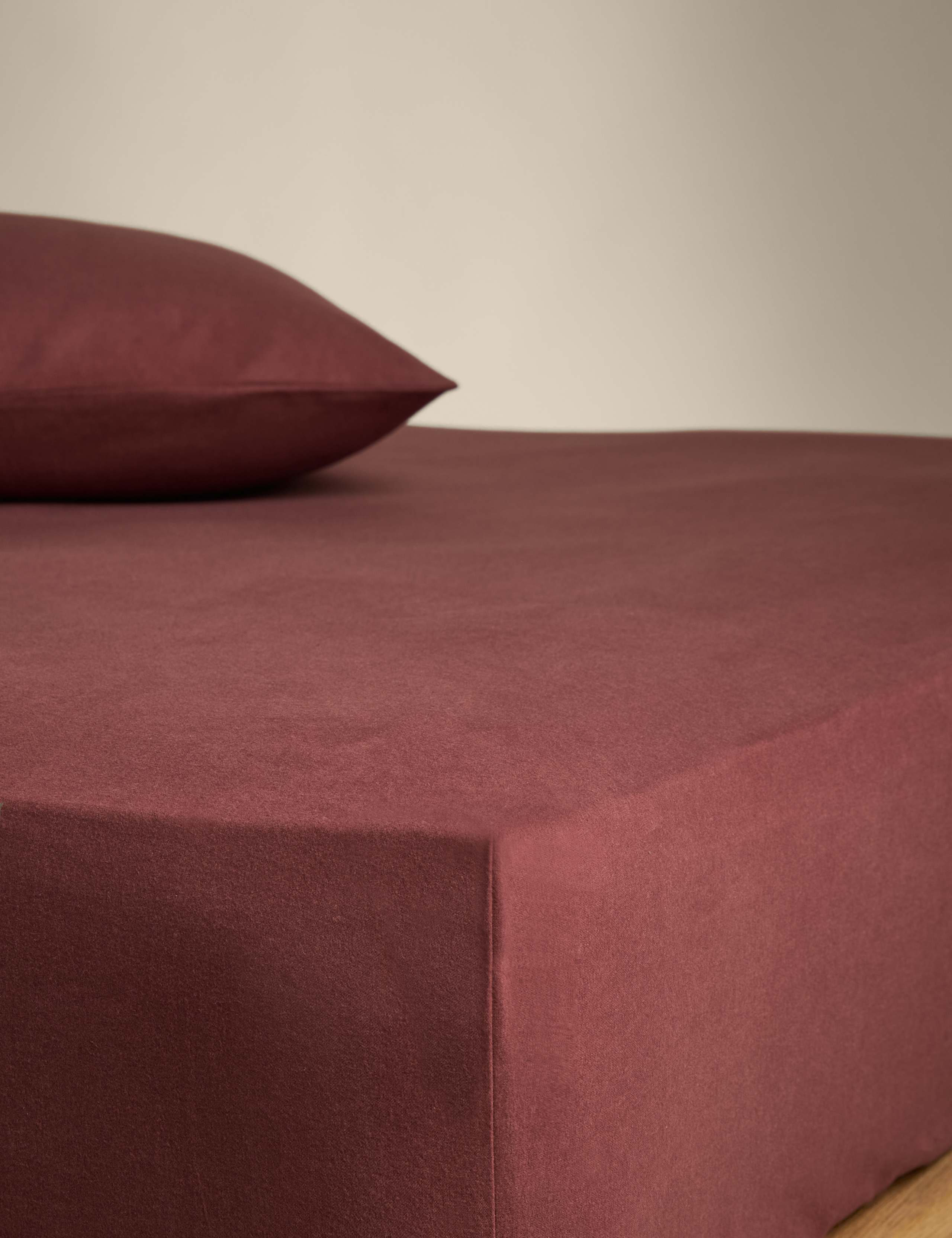 Pure Brushed Cotton Extra Deep Fitted Sheet 1 of 2