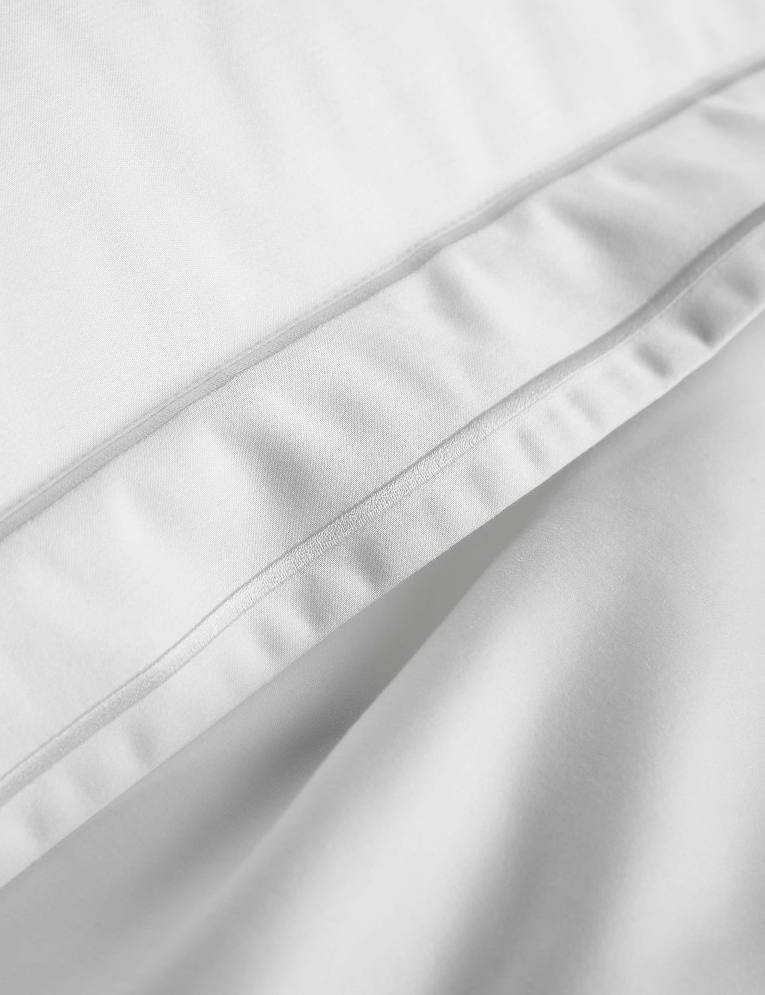 Egyptian Cotton 1000 Thread Count Bedding Set 6 of 6