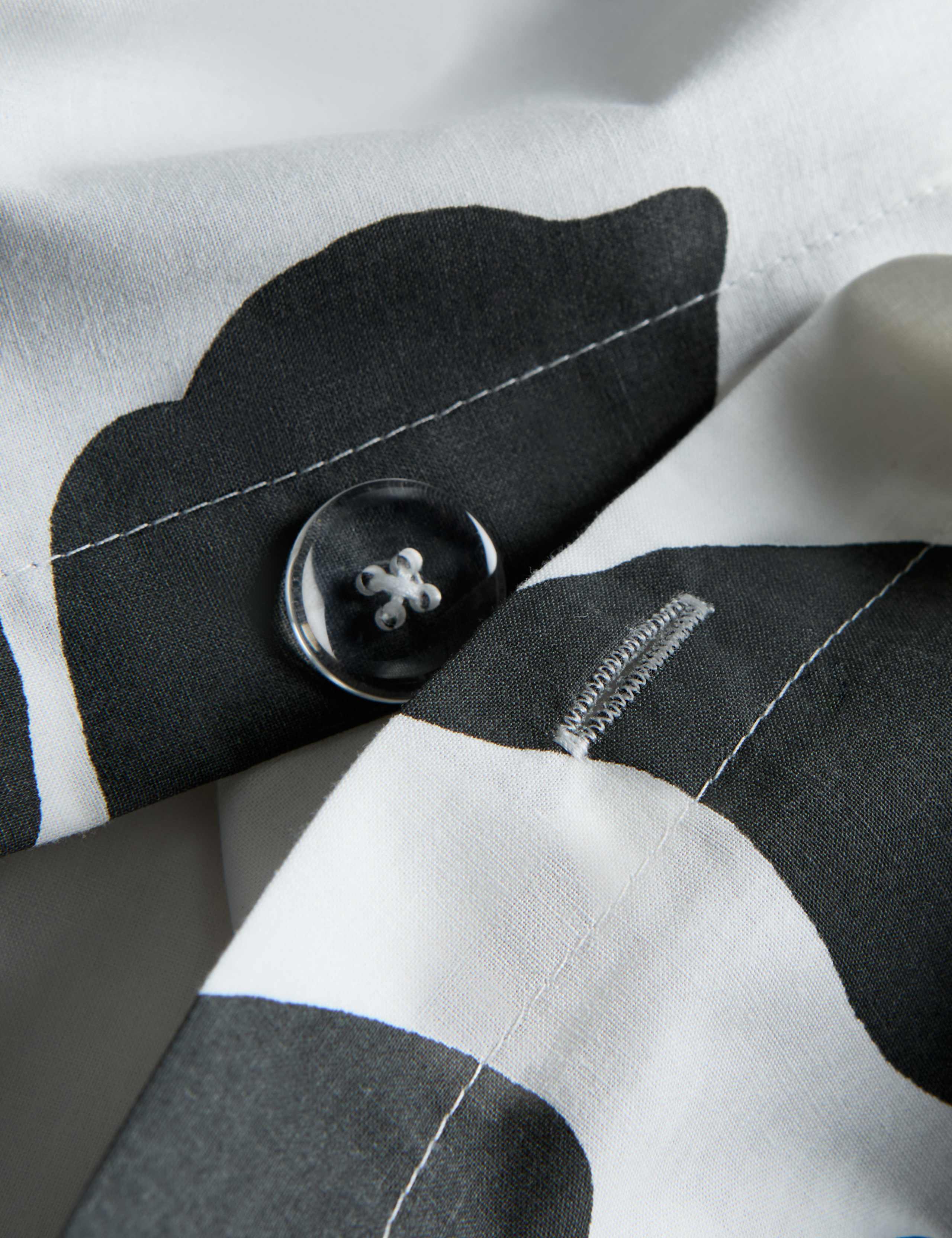 Cotton Rich Silhouette Floral Bedding Set 5 of 5