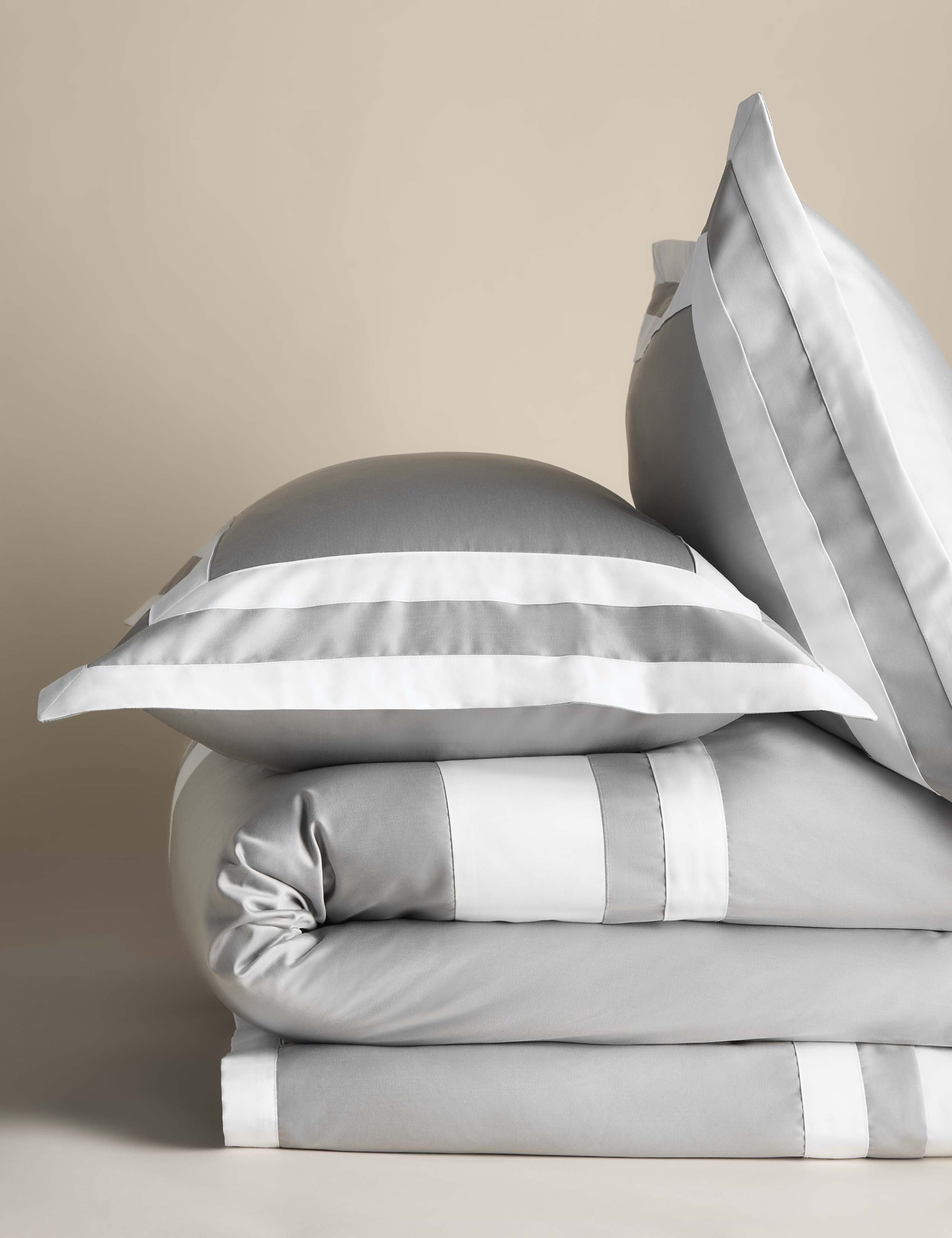 Pure Cotton Double Border Bedding Set 2 of 5