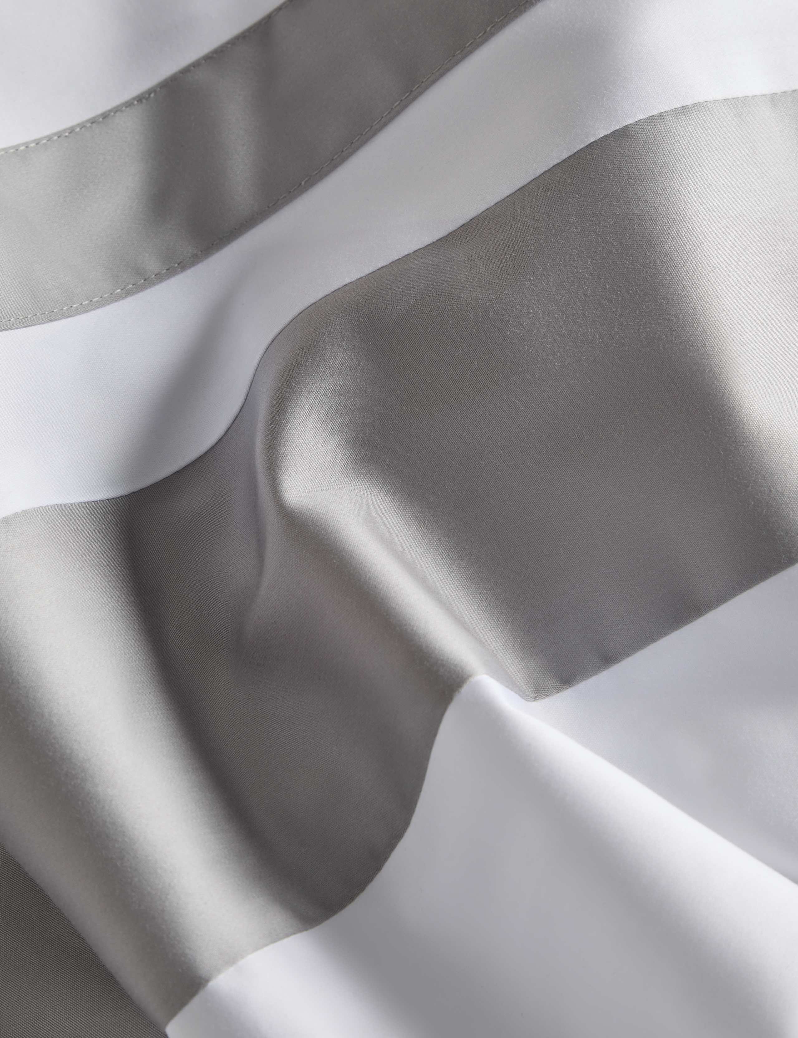 Pure Cotton Double Border Bedding Set 4 of 5