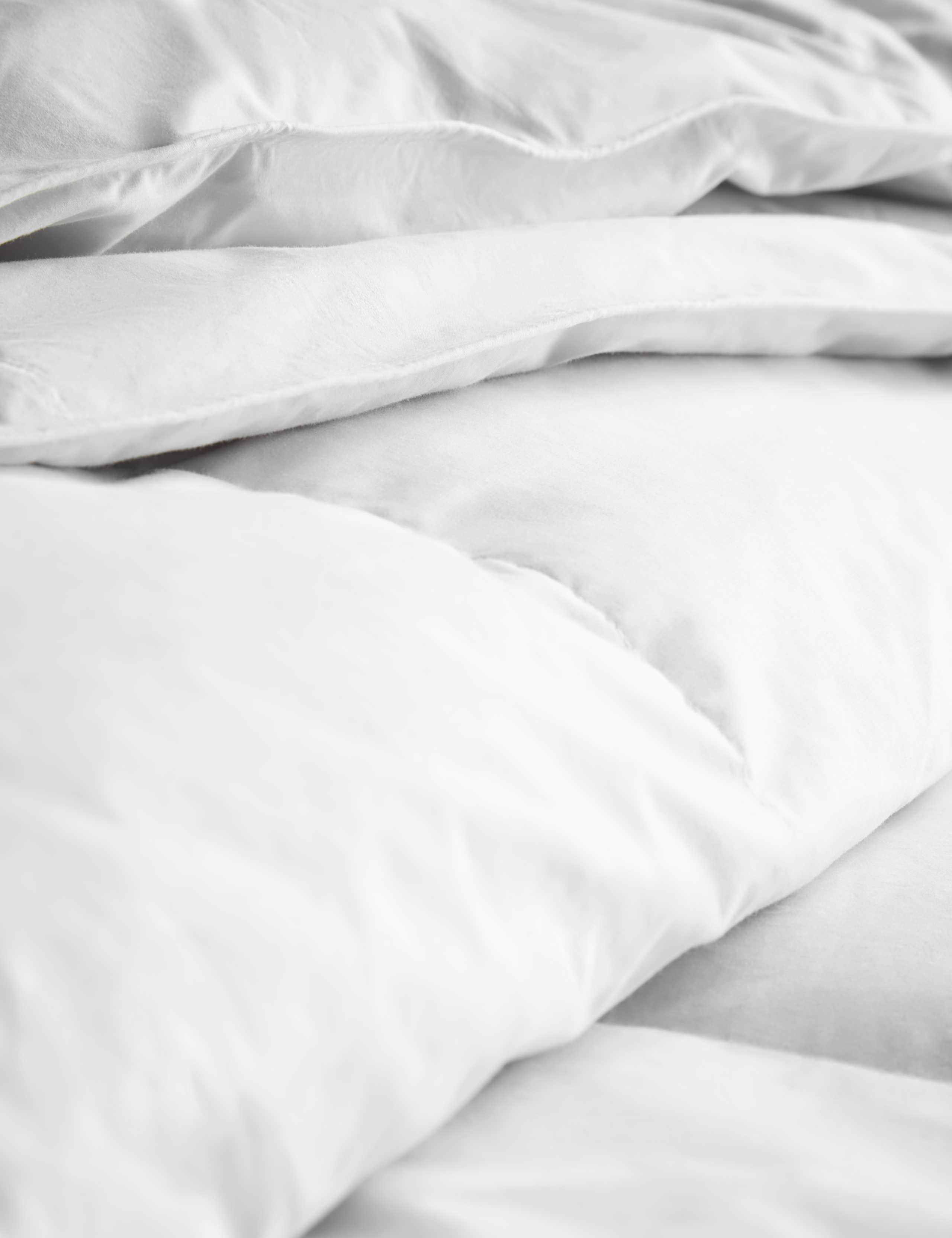 Goose Feather & Down 7.5 Tog Duvet 3 of 3