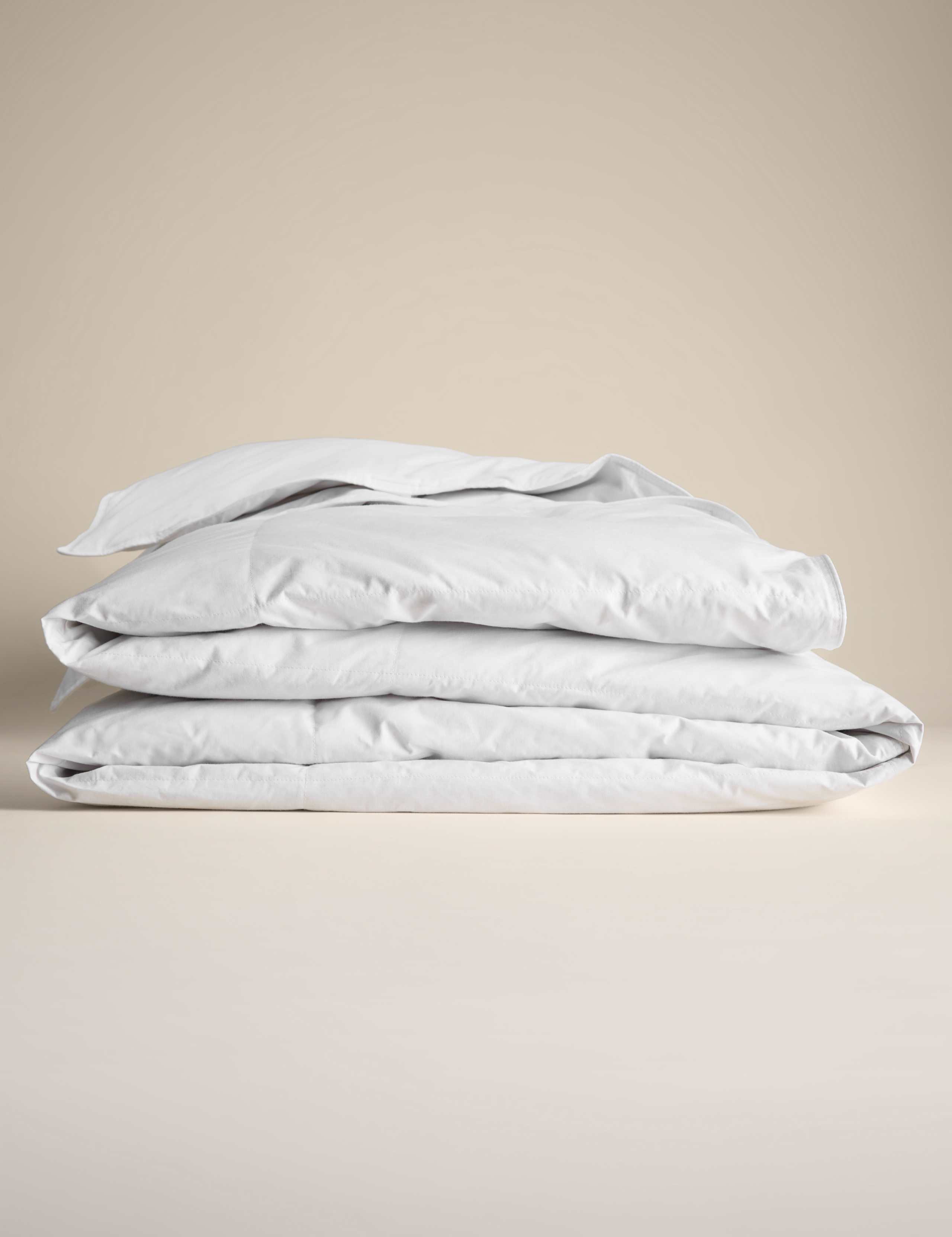 Goose Feather & Down 7.5 Tog Duvet 2 of 3
