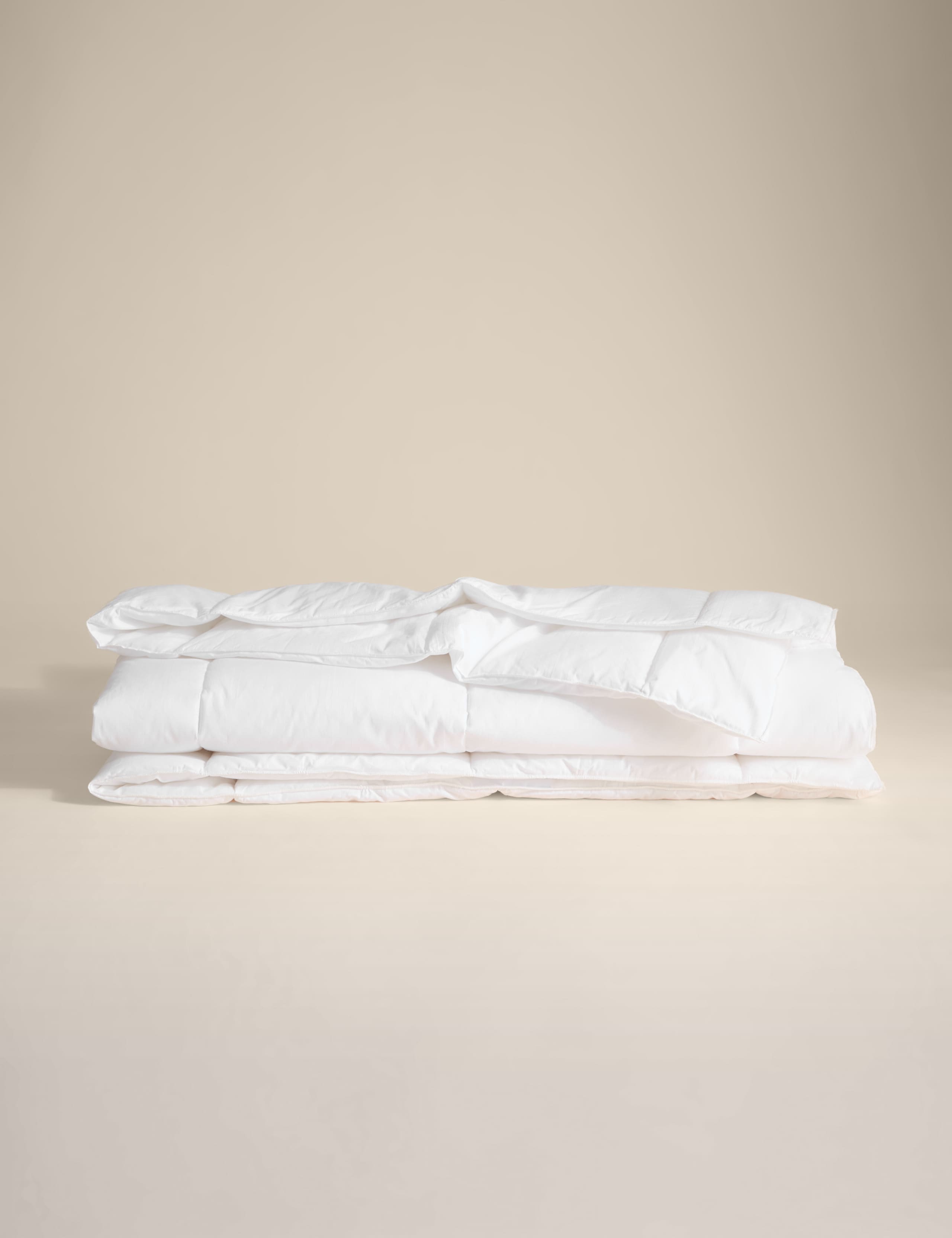 Comfortably Cool 6 Tog Duvet 2 of 3