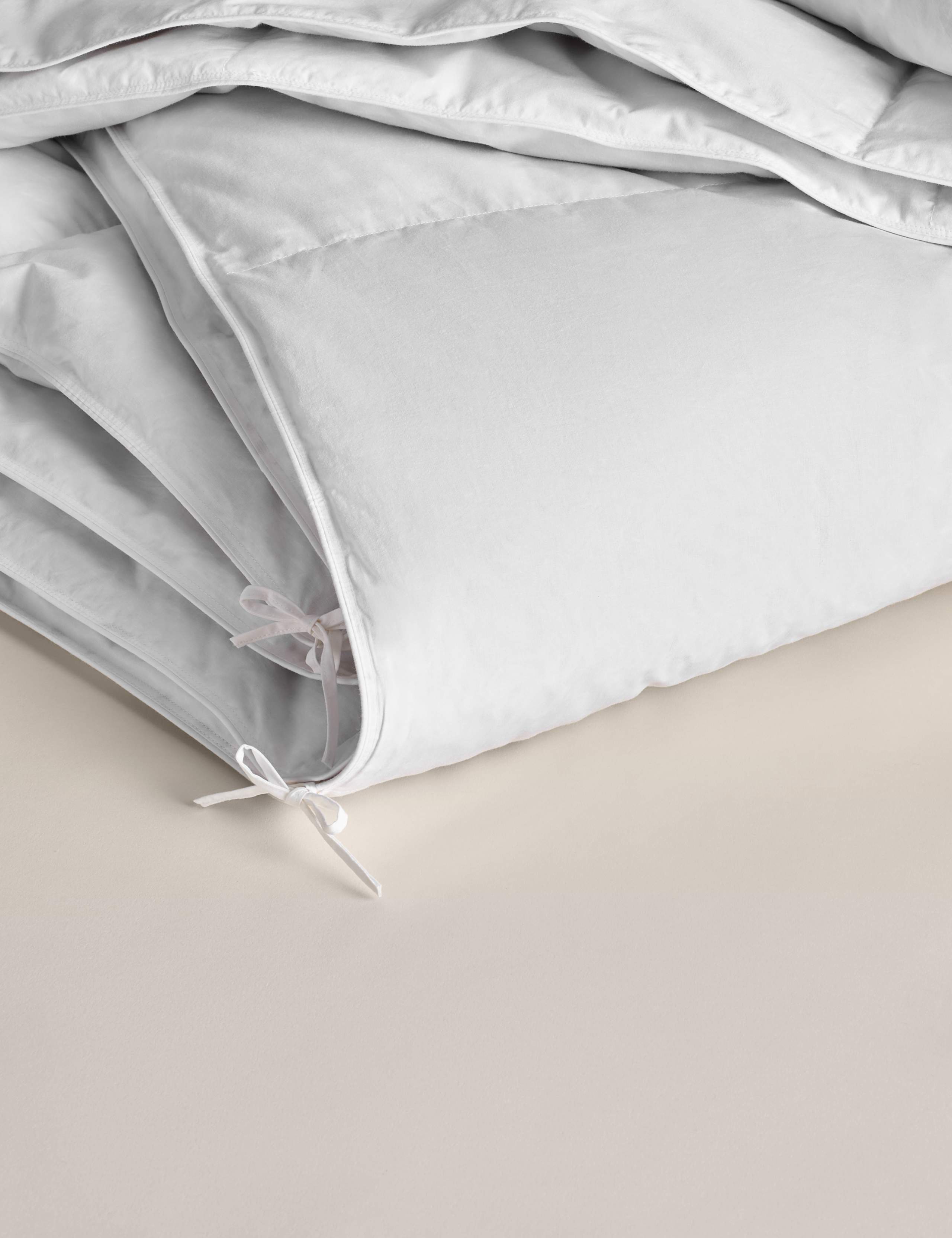 Goose Feather & Down 13.5 Tog All Seasons 3-in-1 Duvet 1 of 4