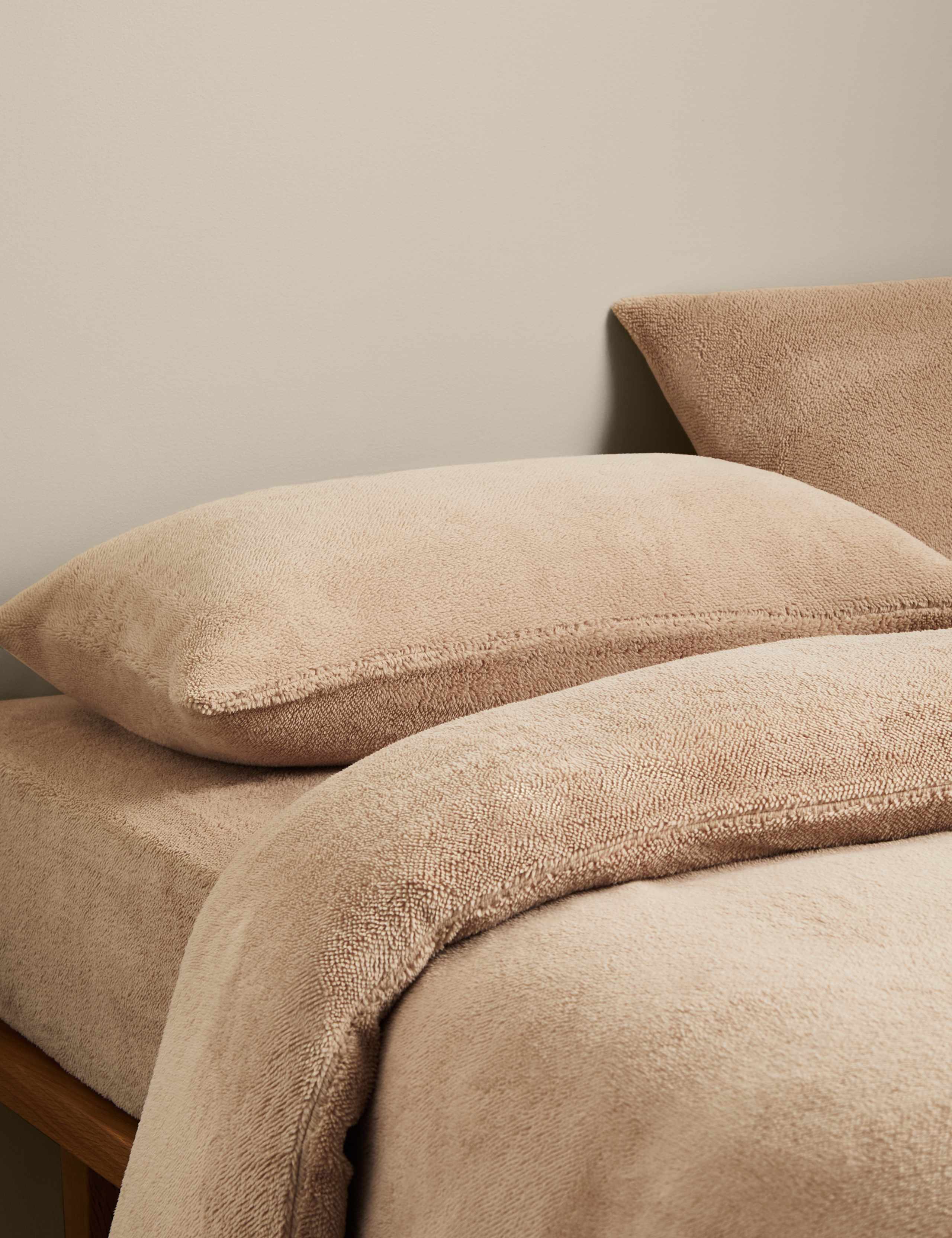 Teddy Fleece Bedding Set 1 of 4