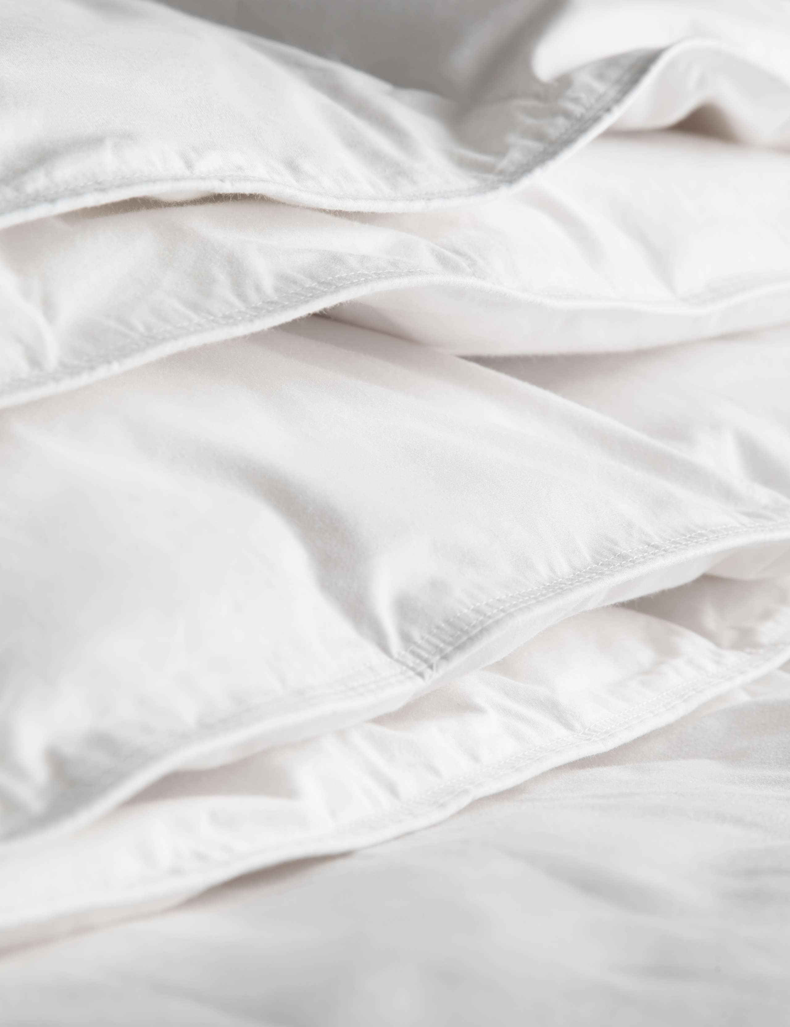Luxury Duck Down 13.5 Tog All Seasons 3-in-1 Duvet 3 of 5