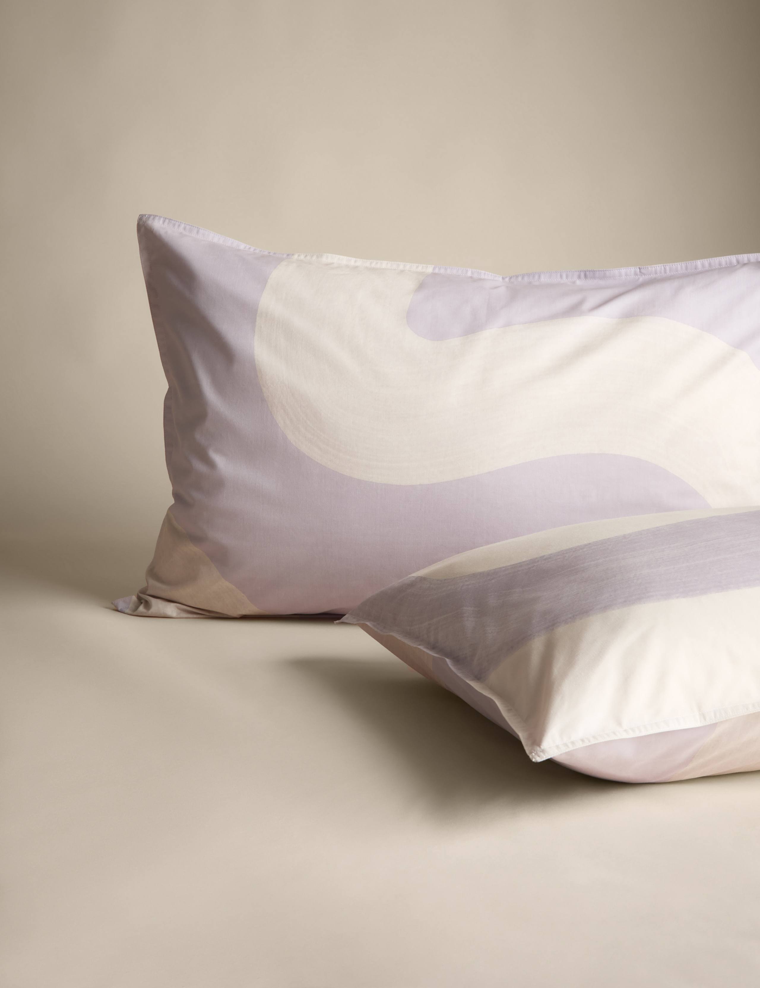 Cotton Rich Large Swirl Bedding Set 3 of 8