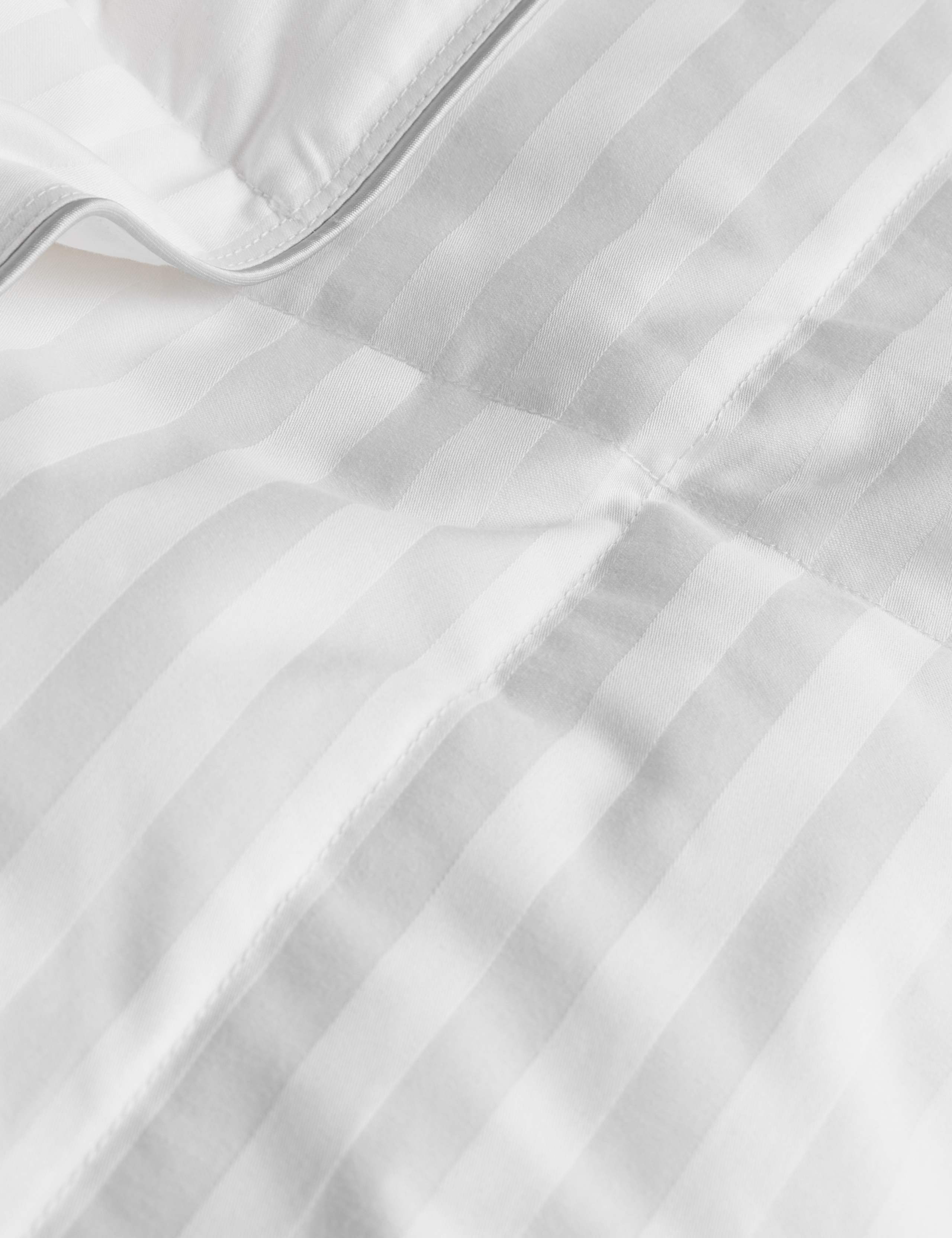 Luxury Hungarian Goose Down 13.5 Tog All Seasons 3-in-1 Duvet 5 of 5