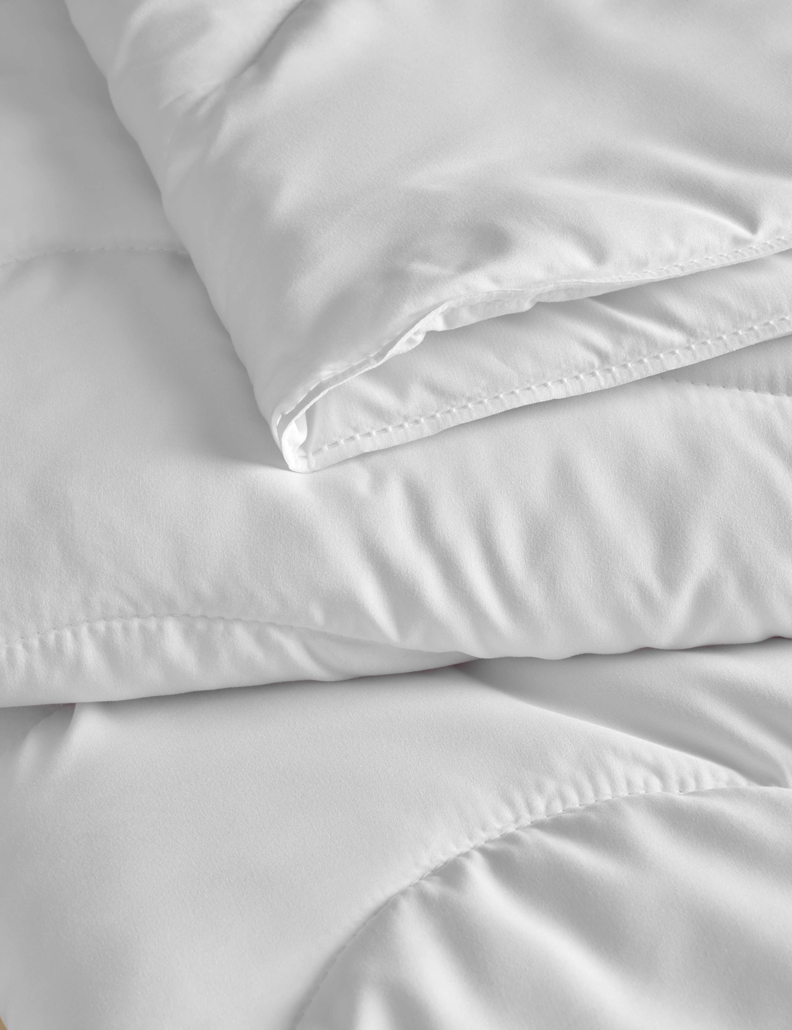 Fresh & Cool 2.5 Tog Duvet 3 of 5