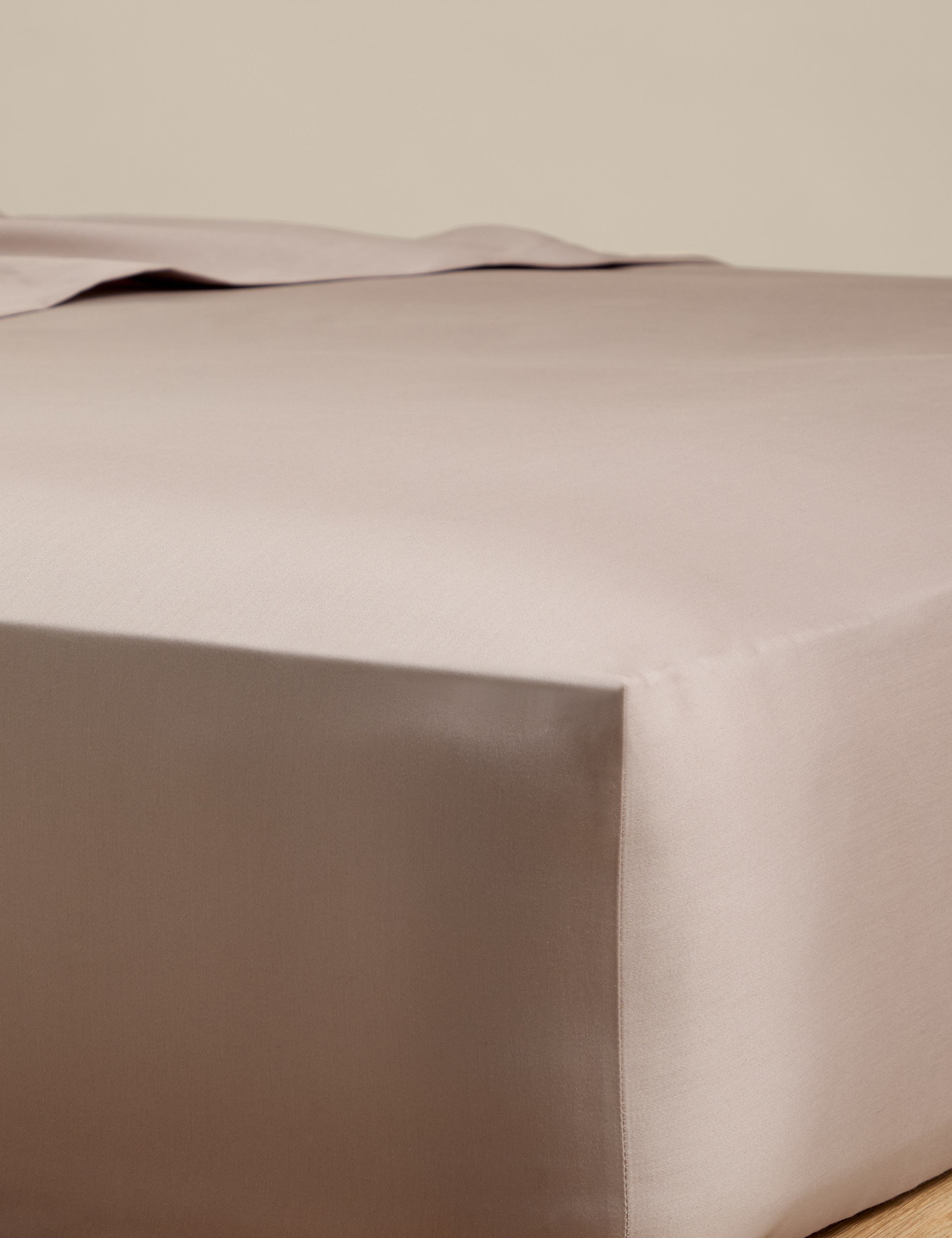 Pure Cotton Sateen Deep Fitted Sheet 1 of 2