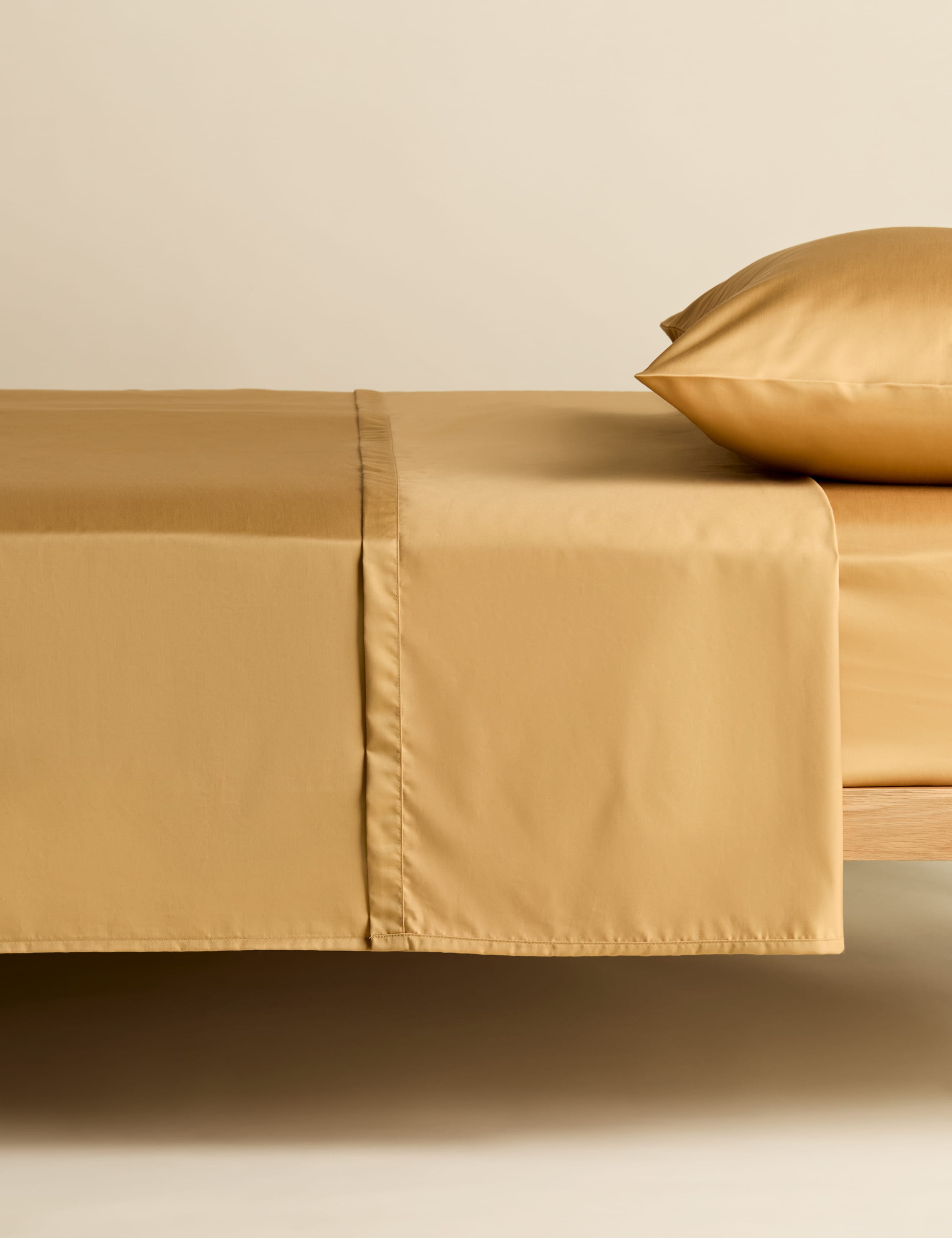 Egyptian Cotton Sateen 400 Thread Count Flat Sheet 1 of 2