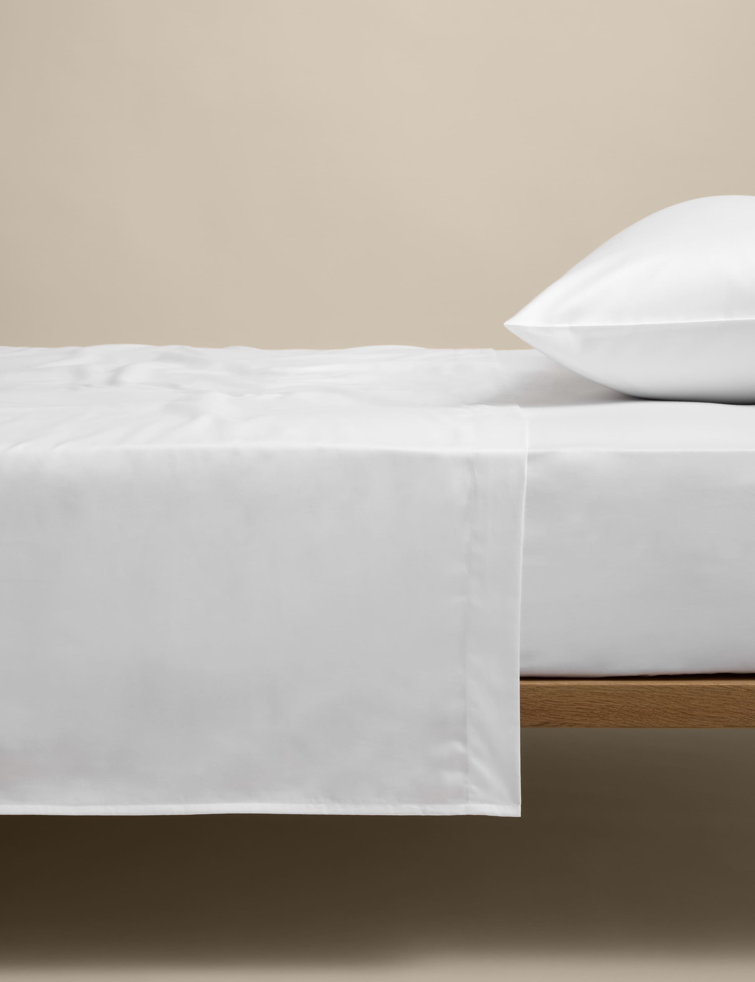 Egyptian Cotton Sateen 400 Thread Count Flat Sheet 1 of 2