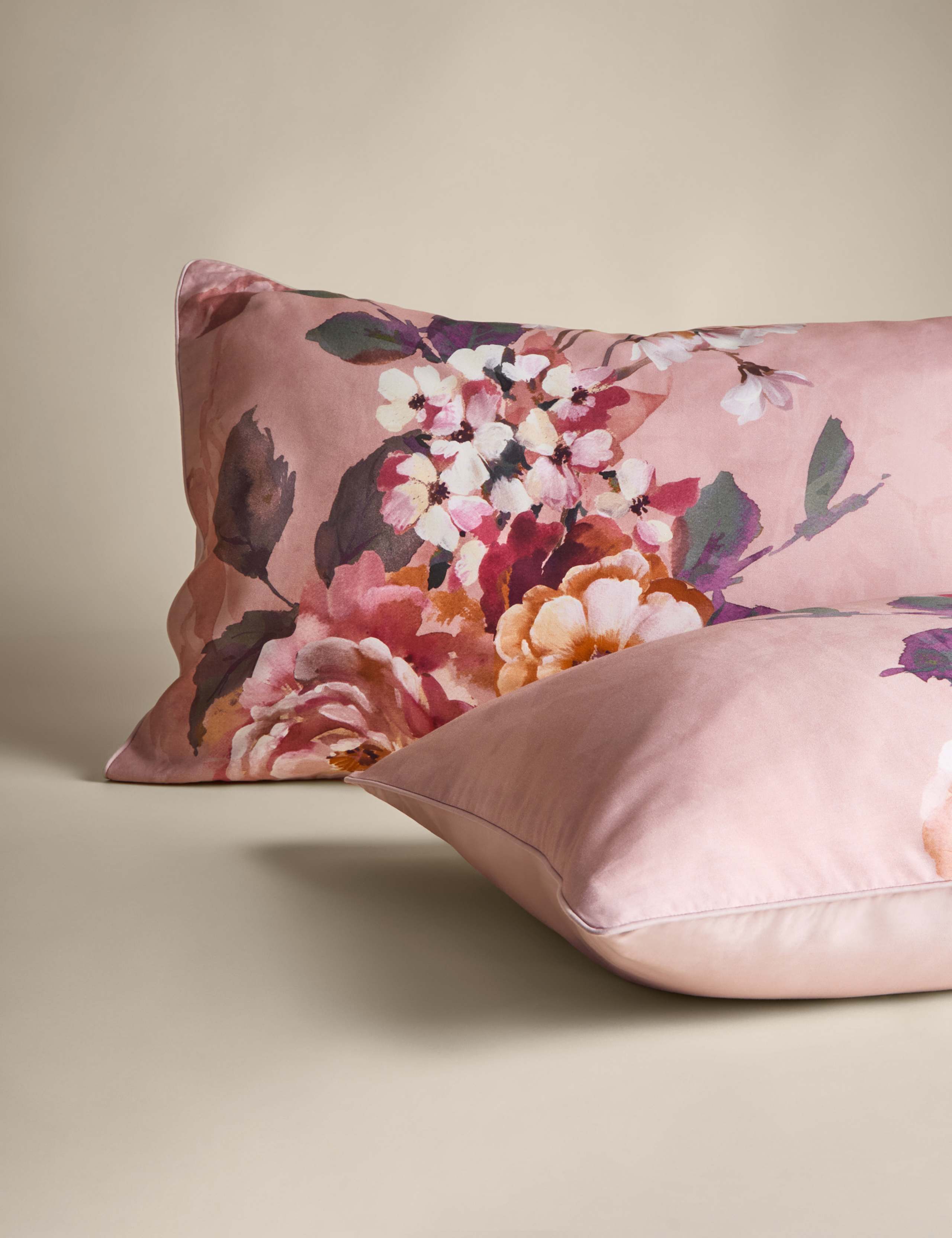 Pure Cotton Adelie Floral Bedding Set 3 of 7