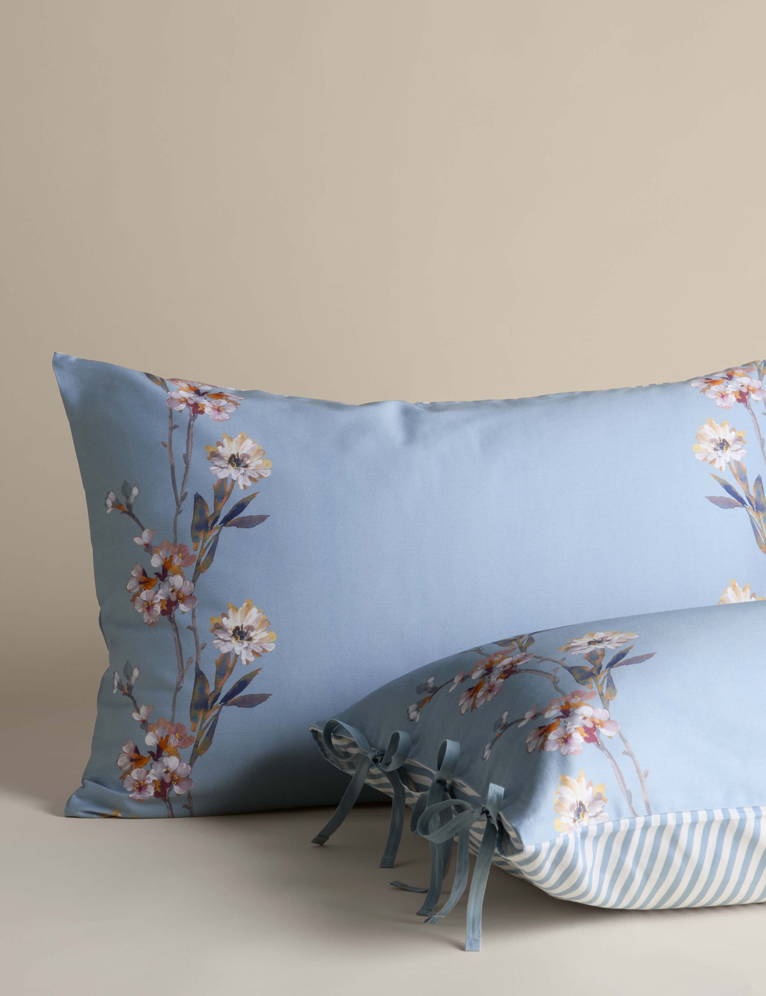 Pure Cotton Sateen Solene Painted Blooms Bedding Set 3 of 5