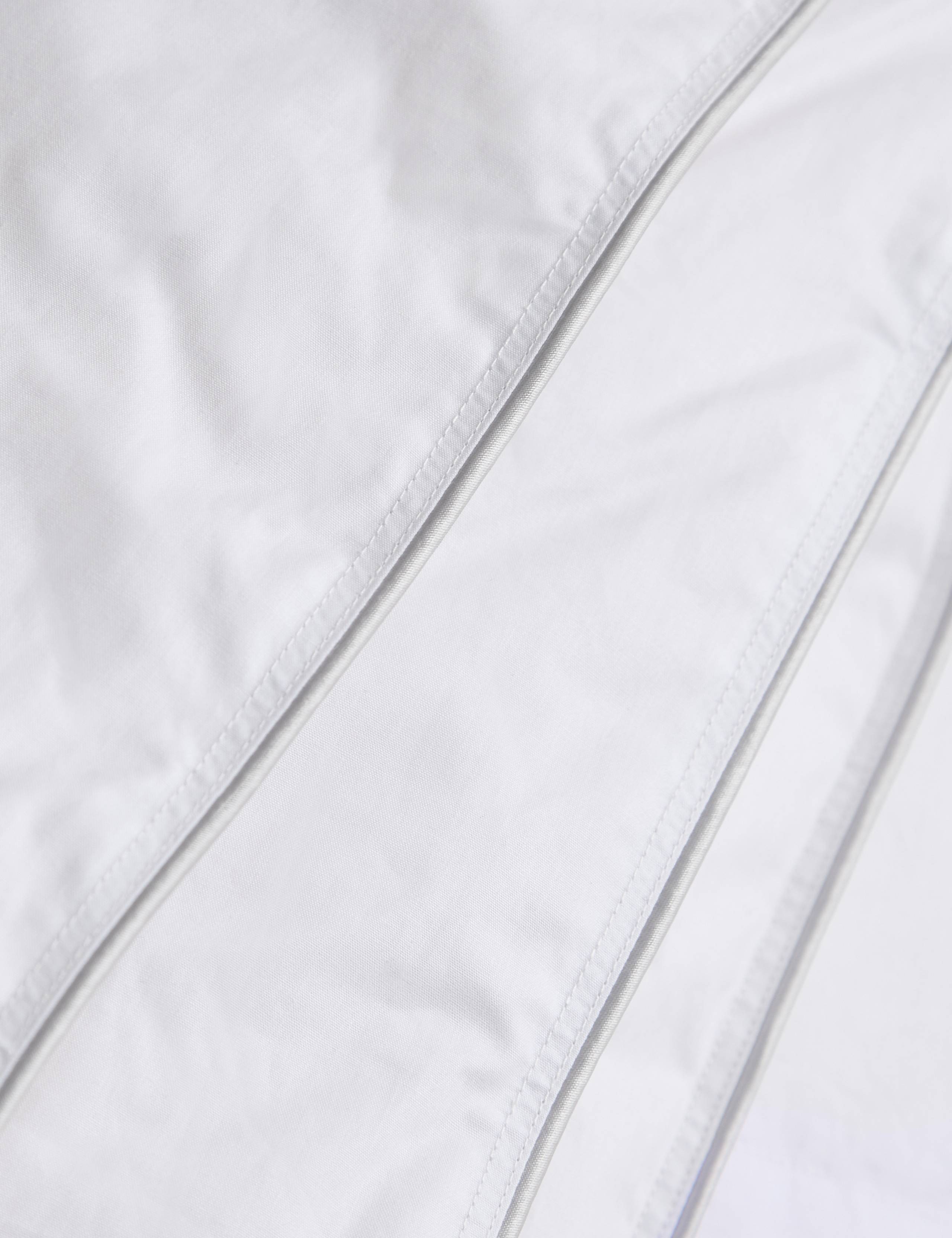 Down Rich 10.5 Tog Duvet 3 of 4
