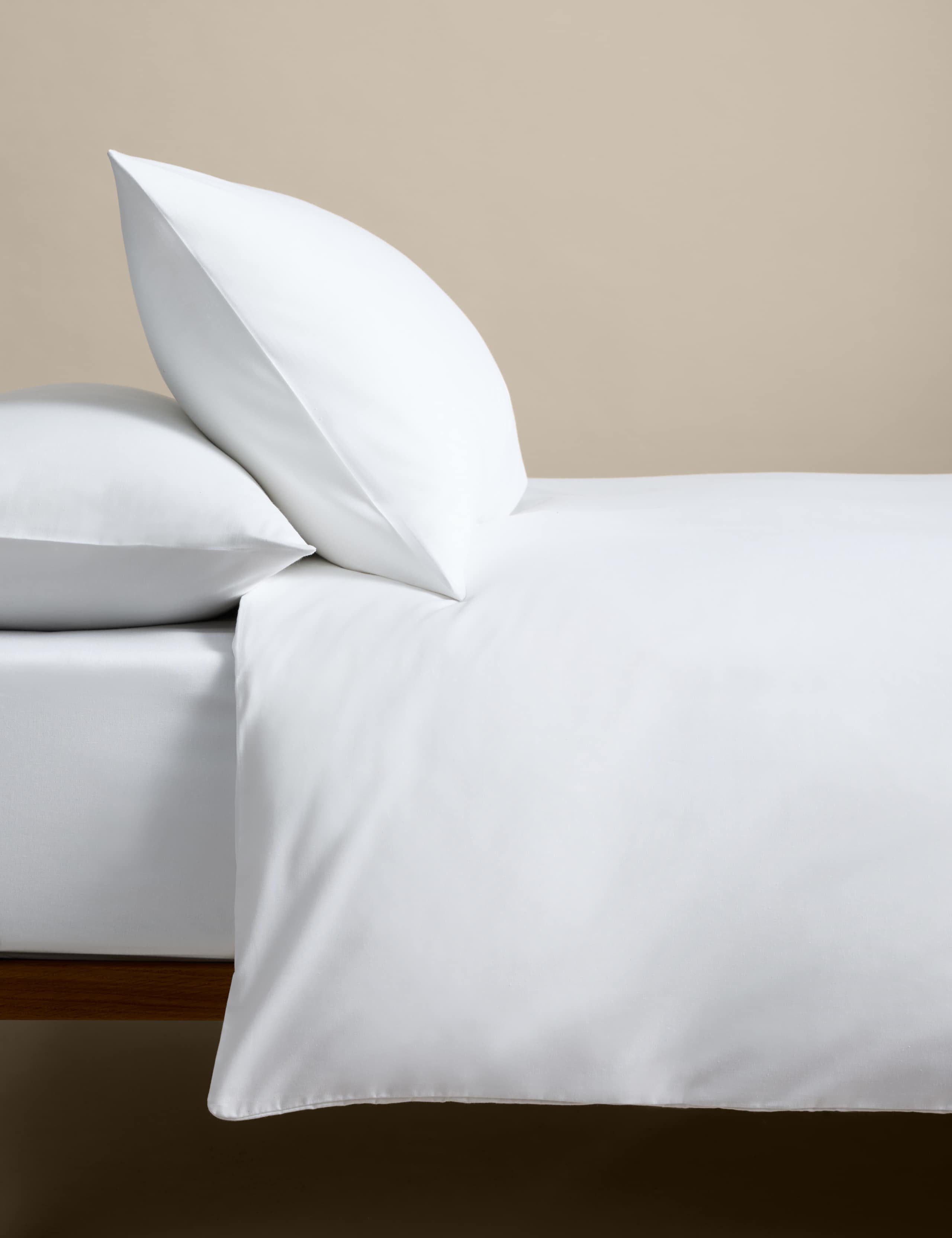 Cotton Blend Non Iron Bedding Set 1 of 4