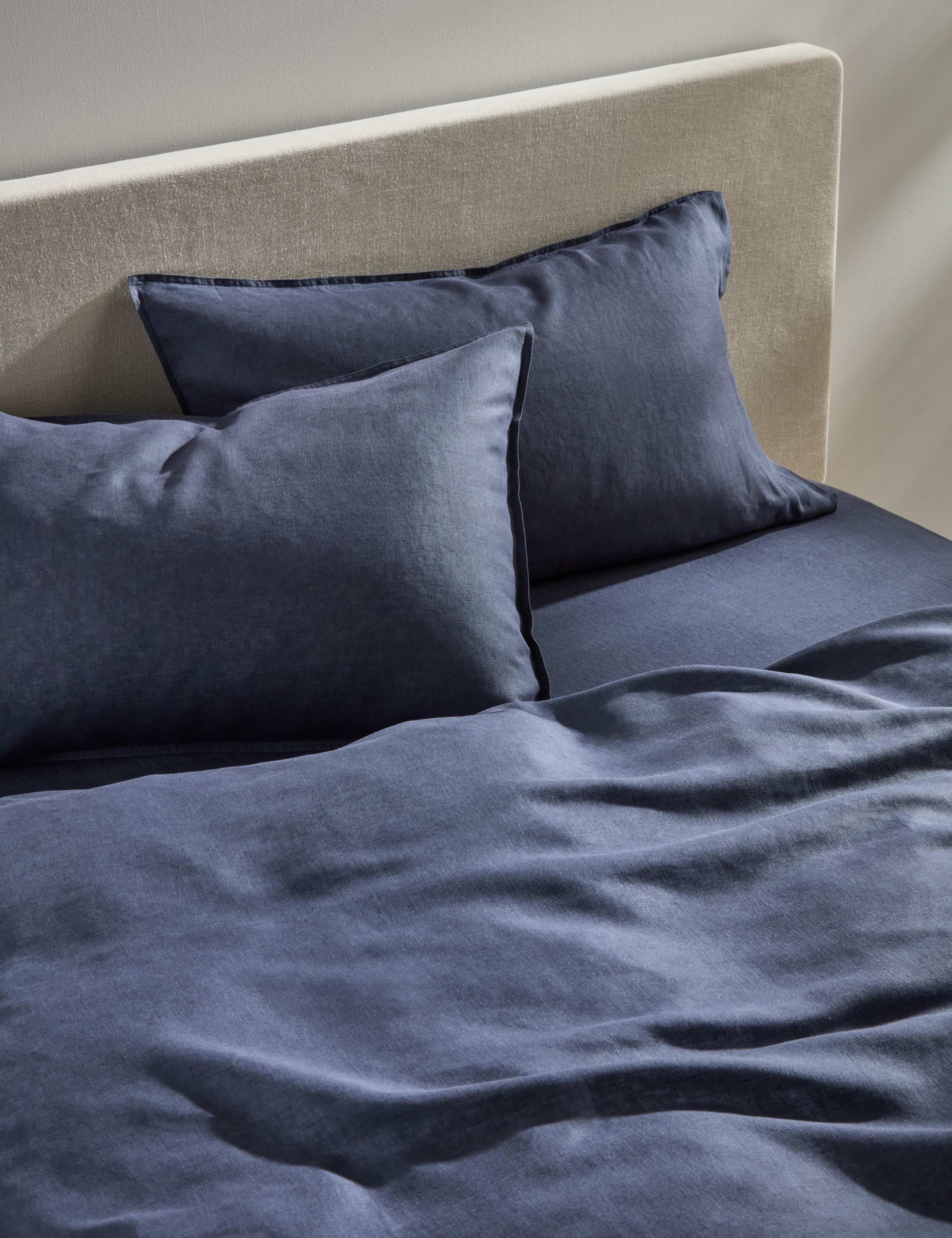 Pure Linen Bedding Set 1 of 5
