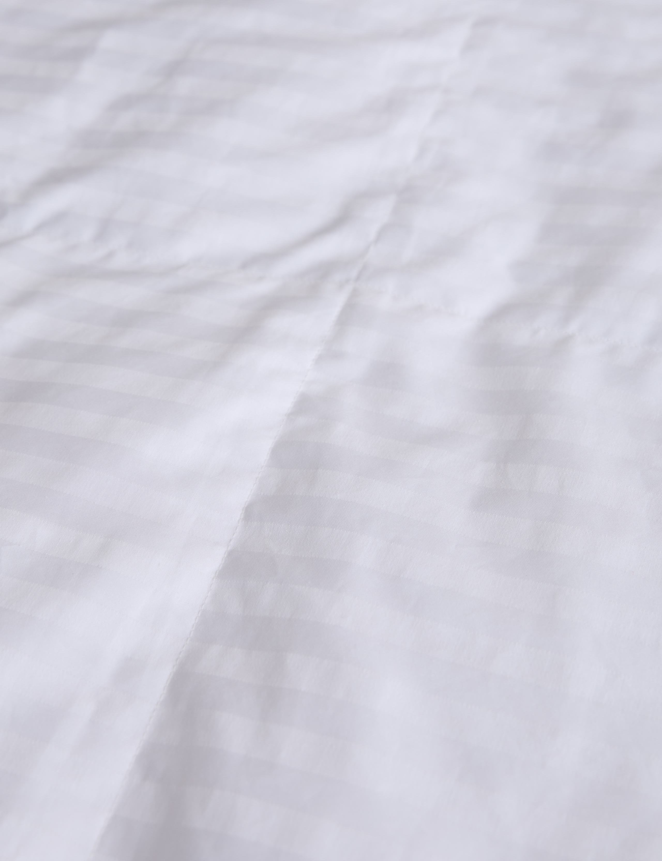 Hungarian Goose Down 13.5 Tog Duvet 4 of 4