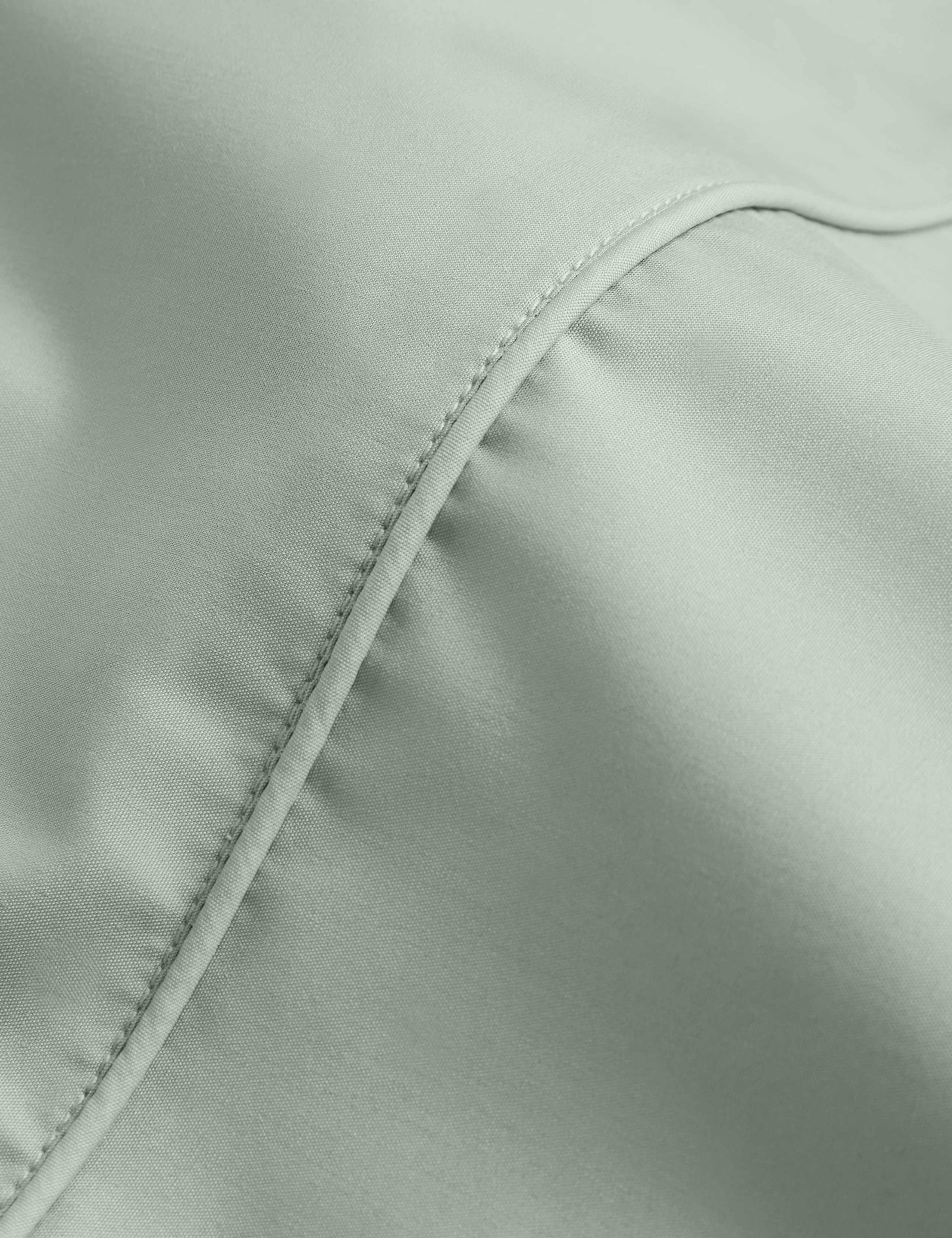 Egyptian Cotton 230 Thread Count Crisp Bedding Set 5 of 6